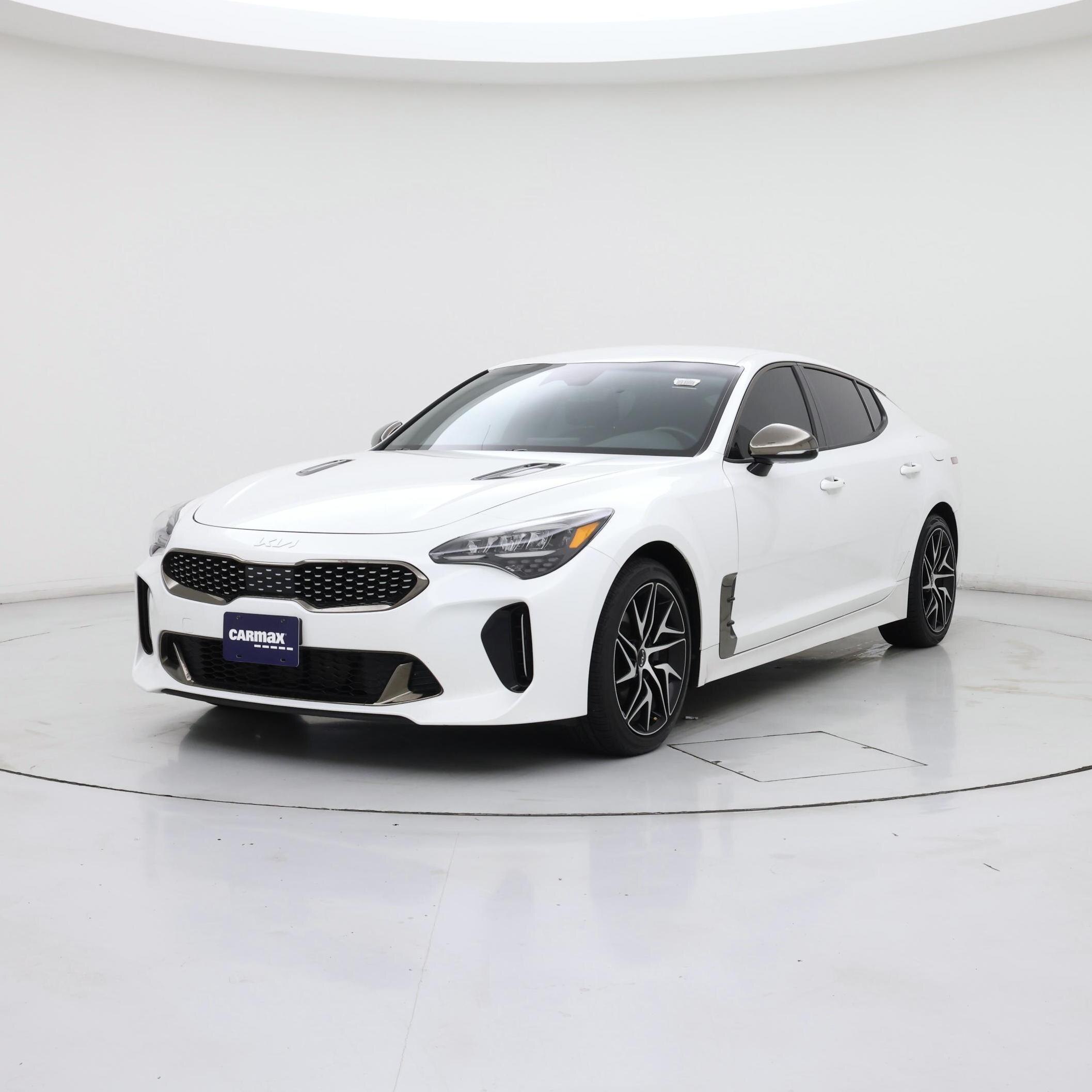 Thumbnail: 2023 Kia Stinger - 4