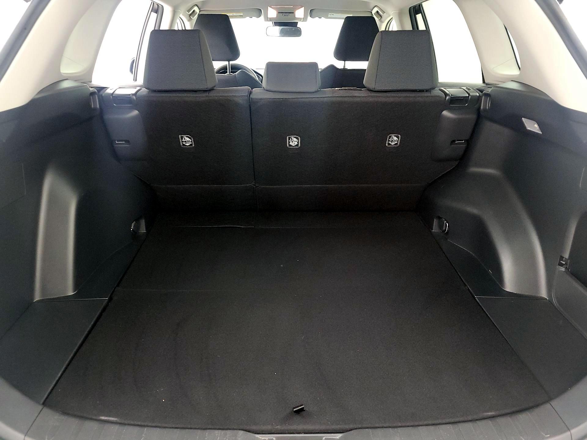Thumbnail: 2019 Toyota RAV4 - 20