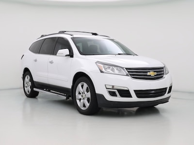 White 2017 Chevrolet Traverse LT