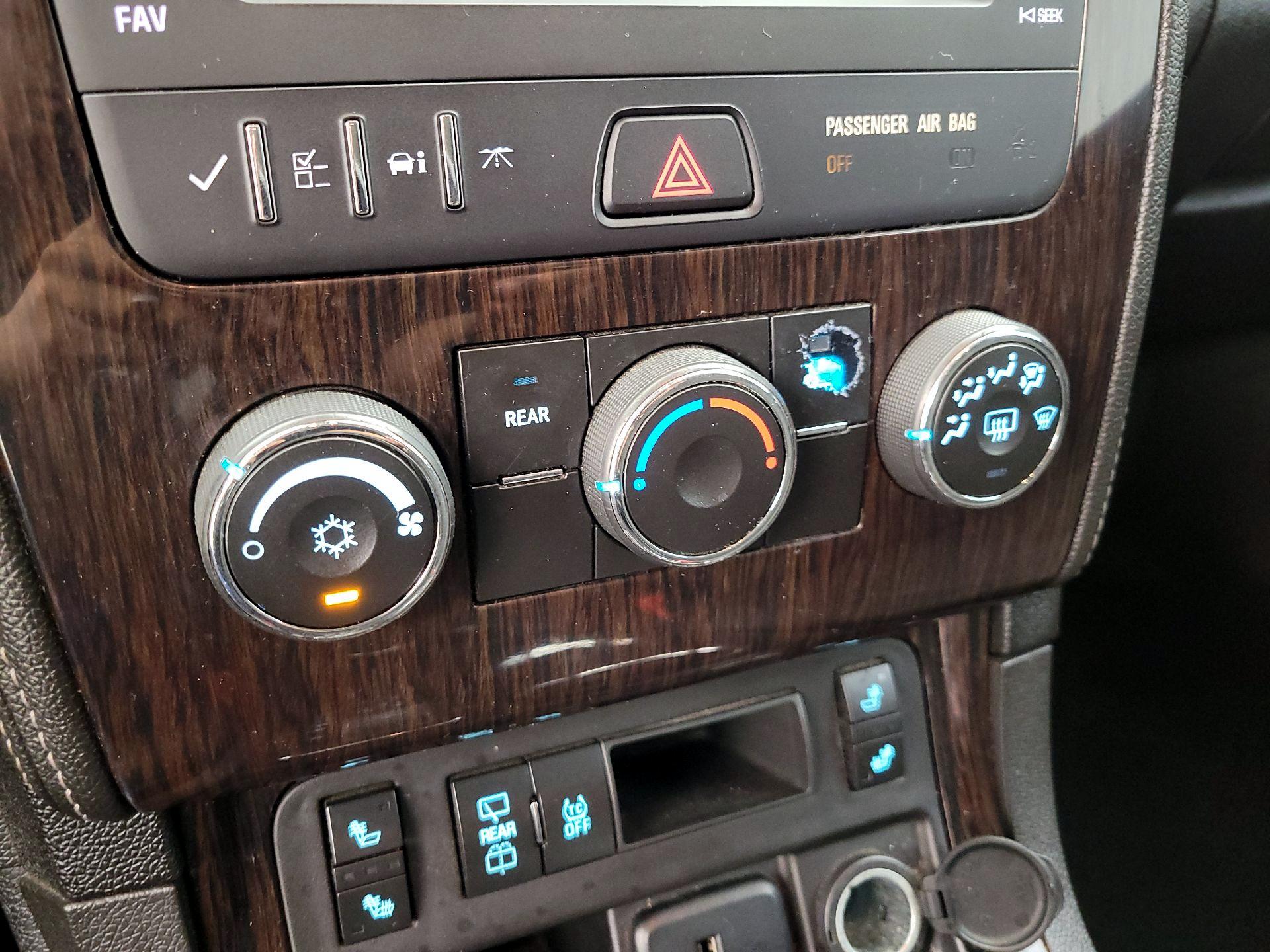 Thumbnail: 2017 Chevrolet Traverse - 16