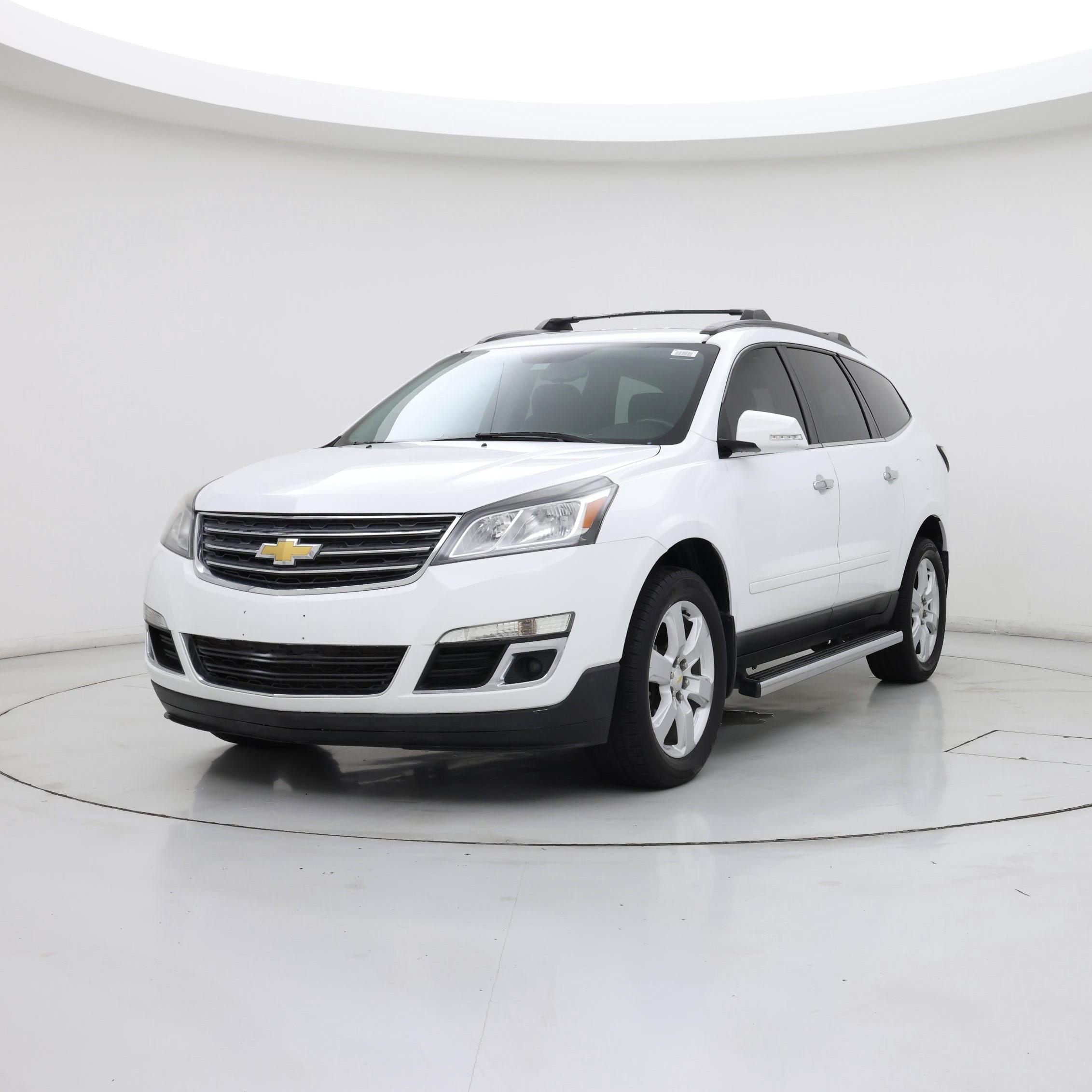 Thumbnail: 2017 Chevrolet Traverse - 4