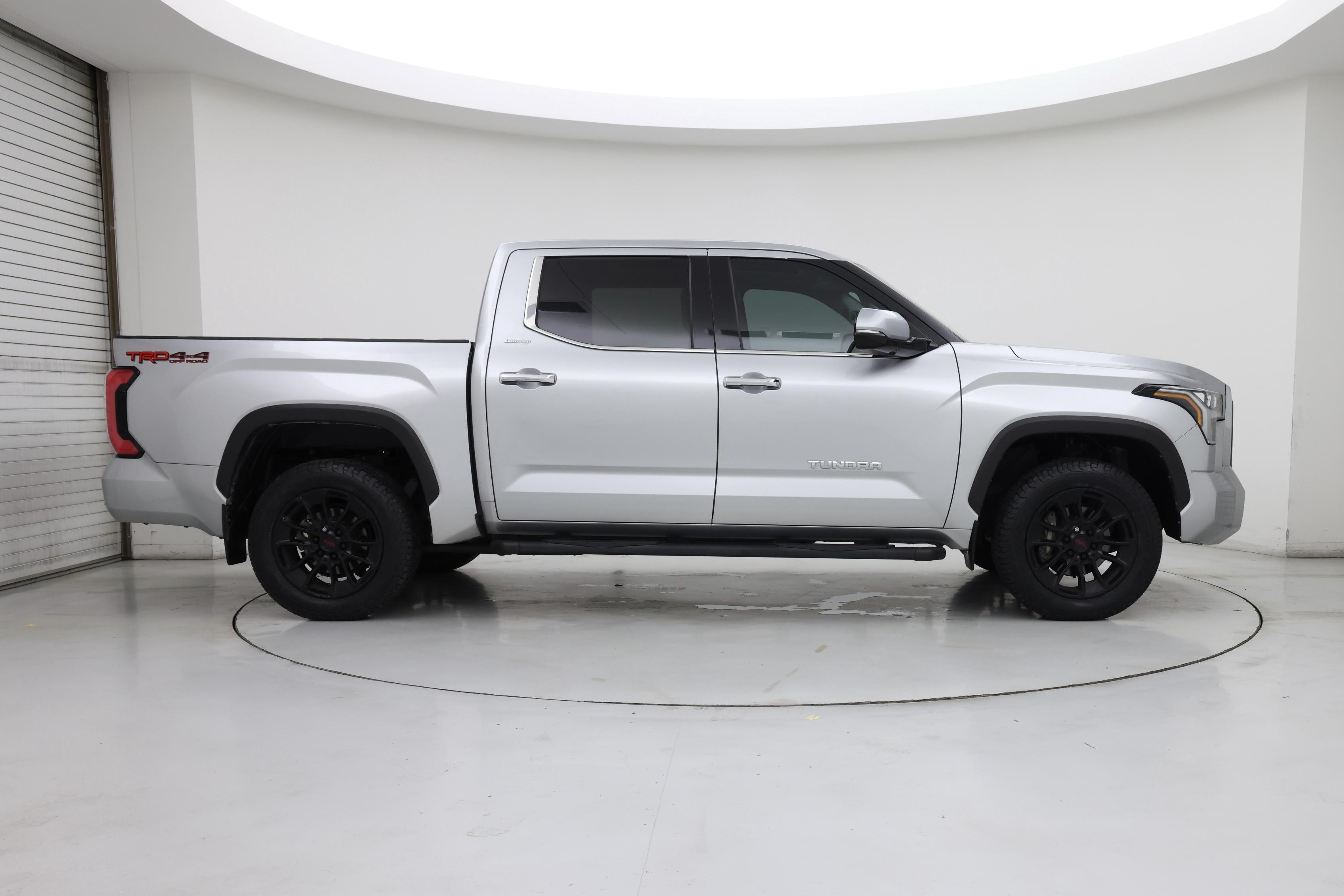 Thumbnail: 2023 Toyota Tundra - 7
