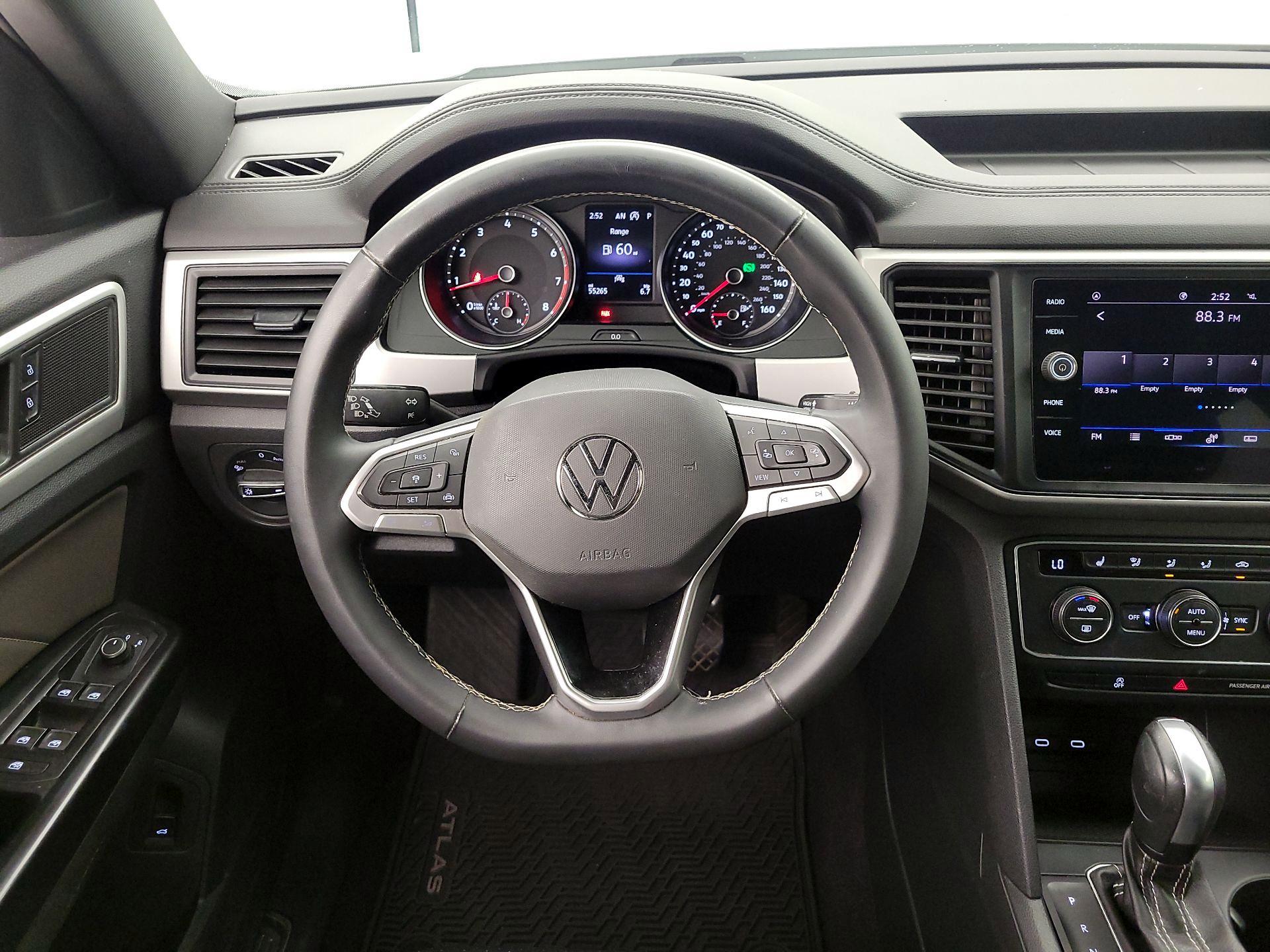Thumbnail: 2021 Volkswagen Atlas - 10