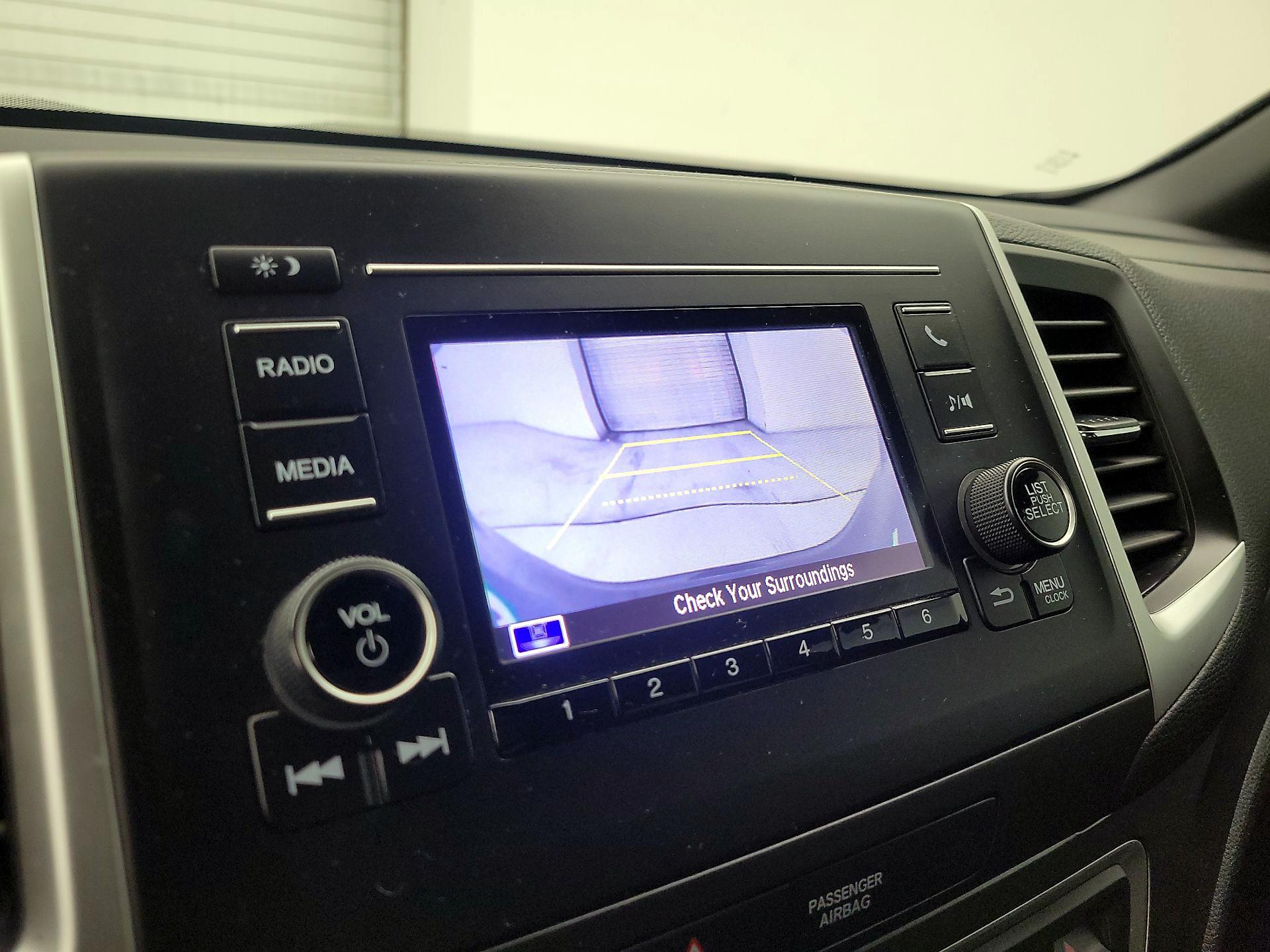 Thumbnail: 2019 Honda Passport - 14