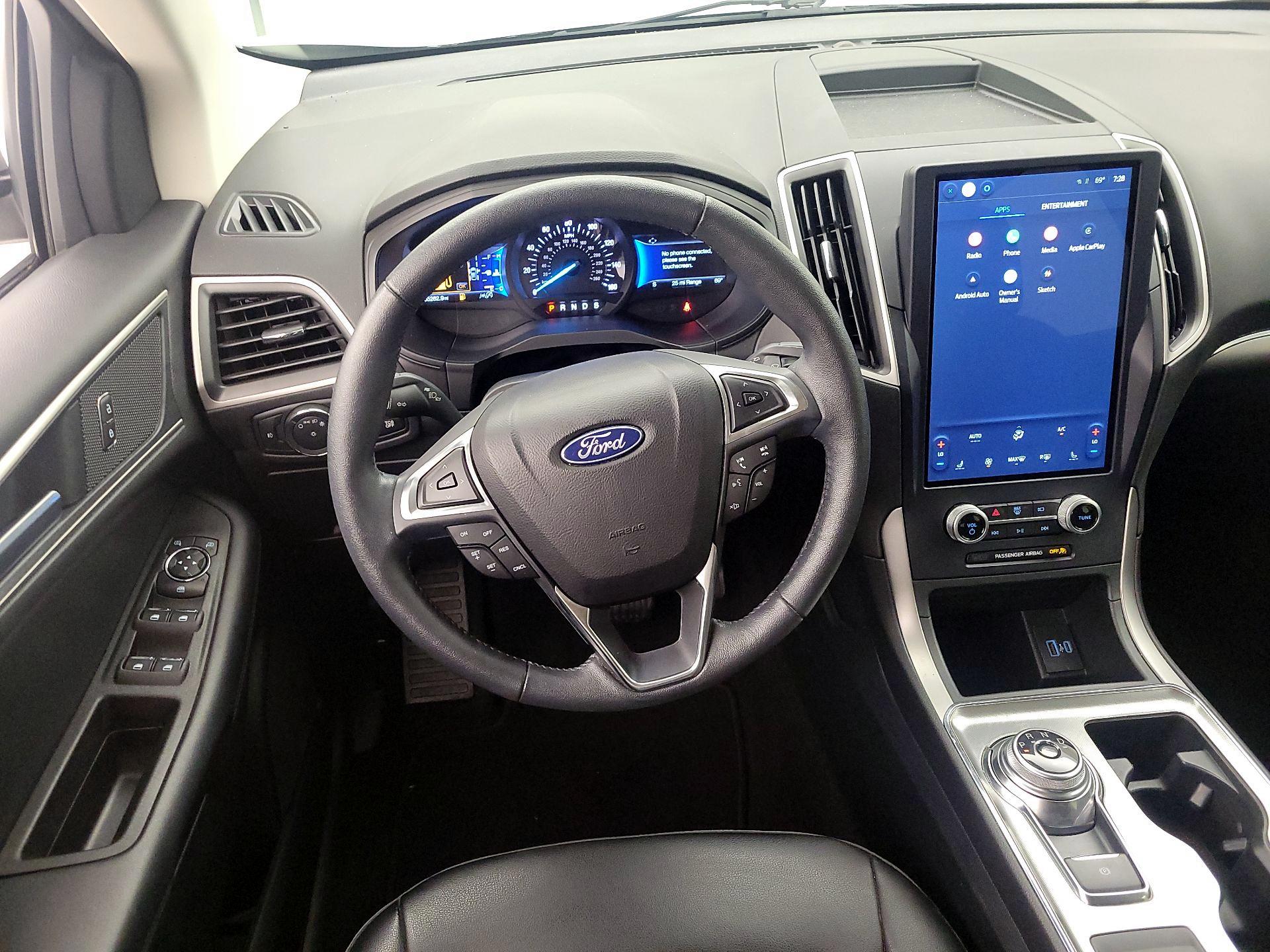 Thumbnail: 2022 Ford Edge - 10