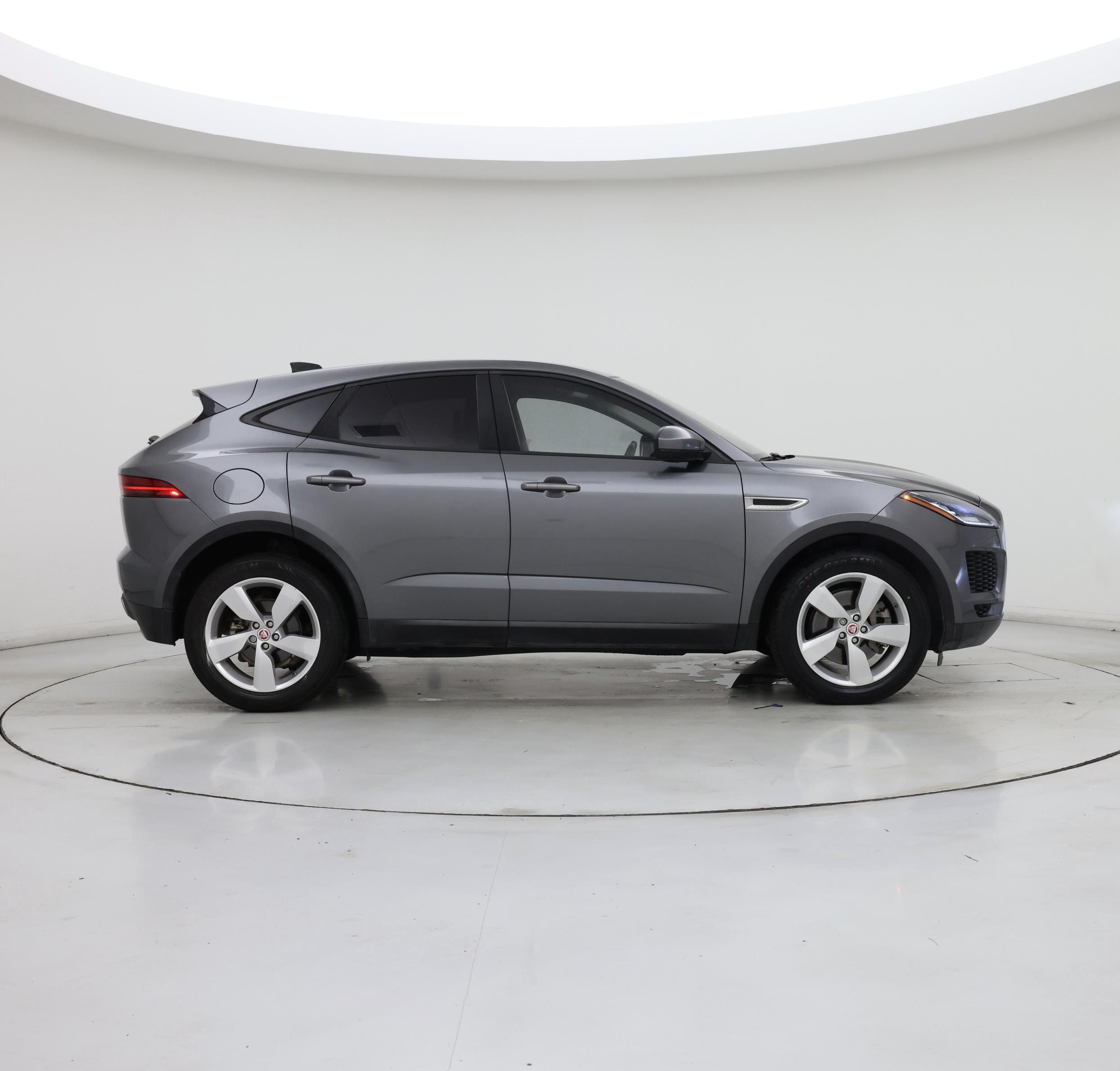 Thumbnail: 2020 Jaguar E-Pace - 7