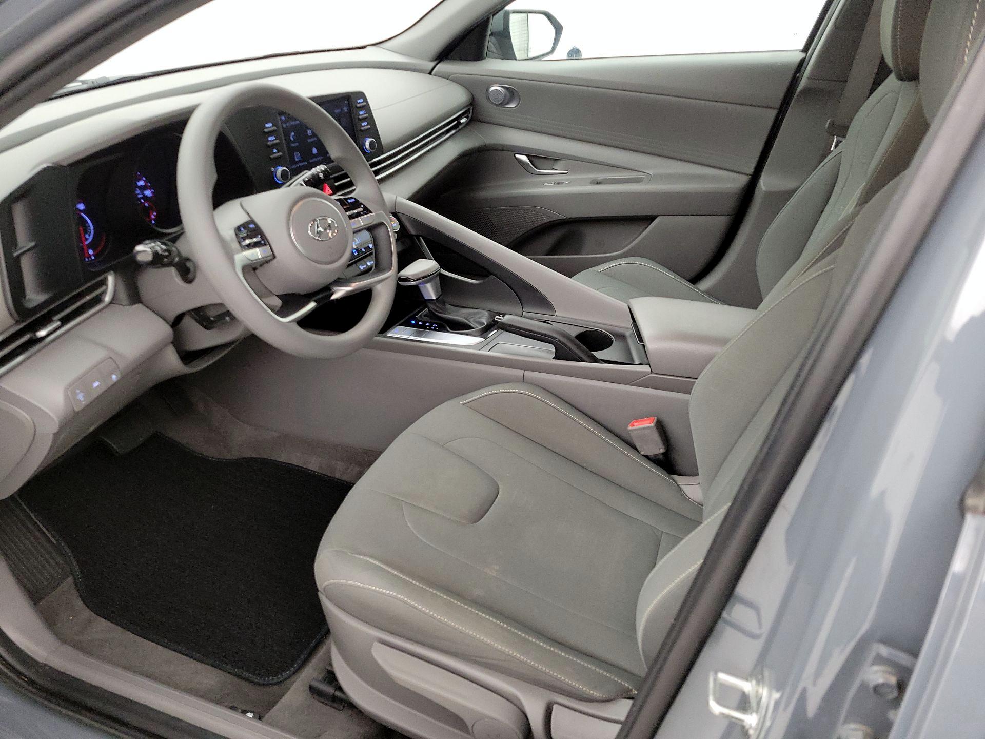 Thumbnail: 2023 Hyundai Elantra - 11