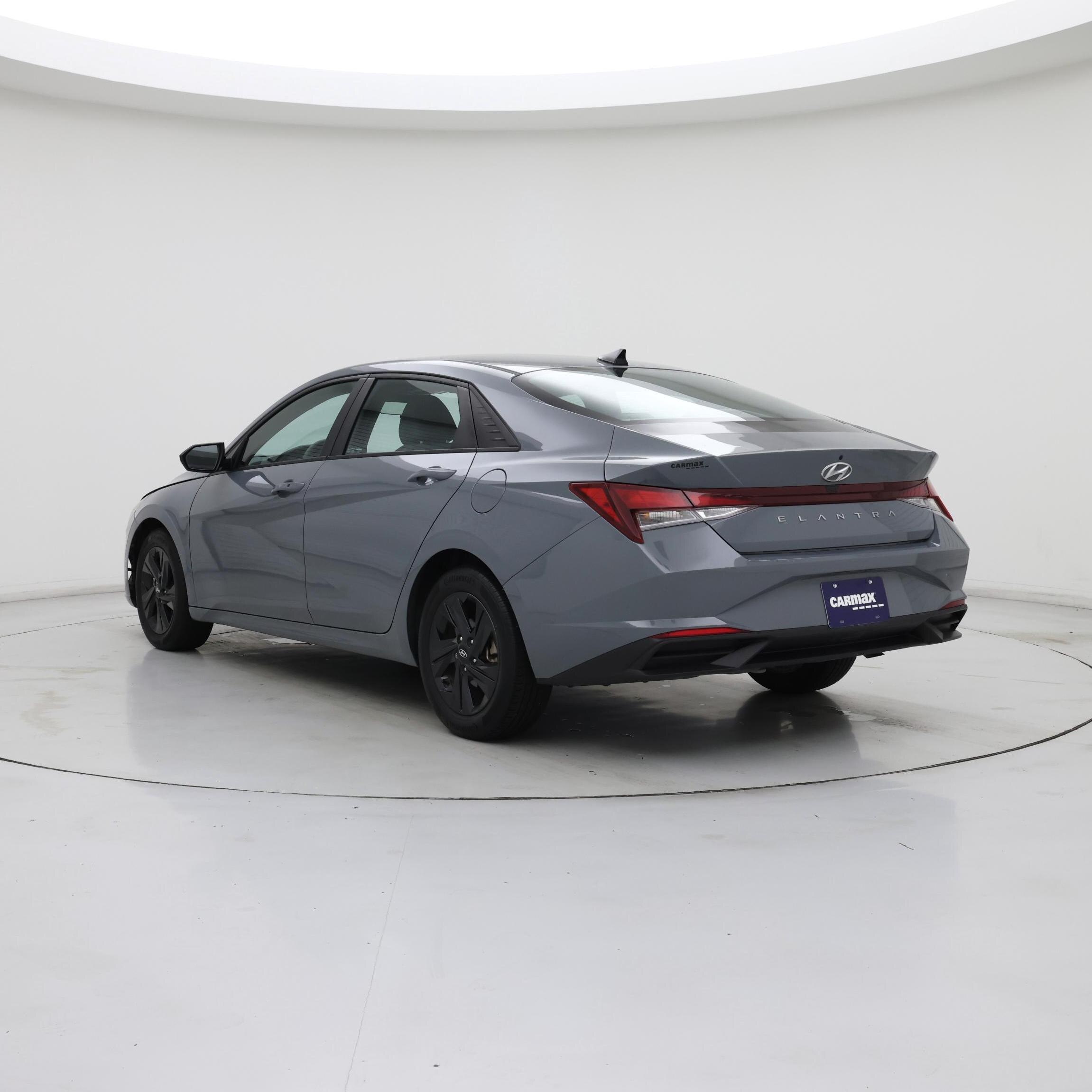Thumbnail: 2023 Hyundai Elantra - 2