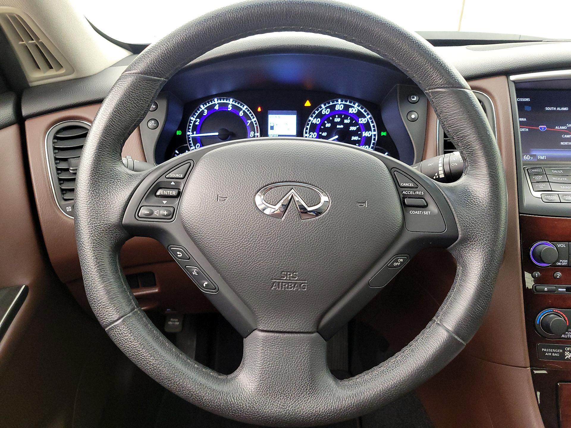 Thumbnail: 2016 INFINITI QX50 - 10