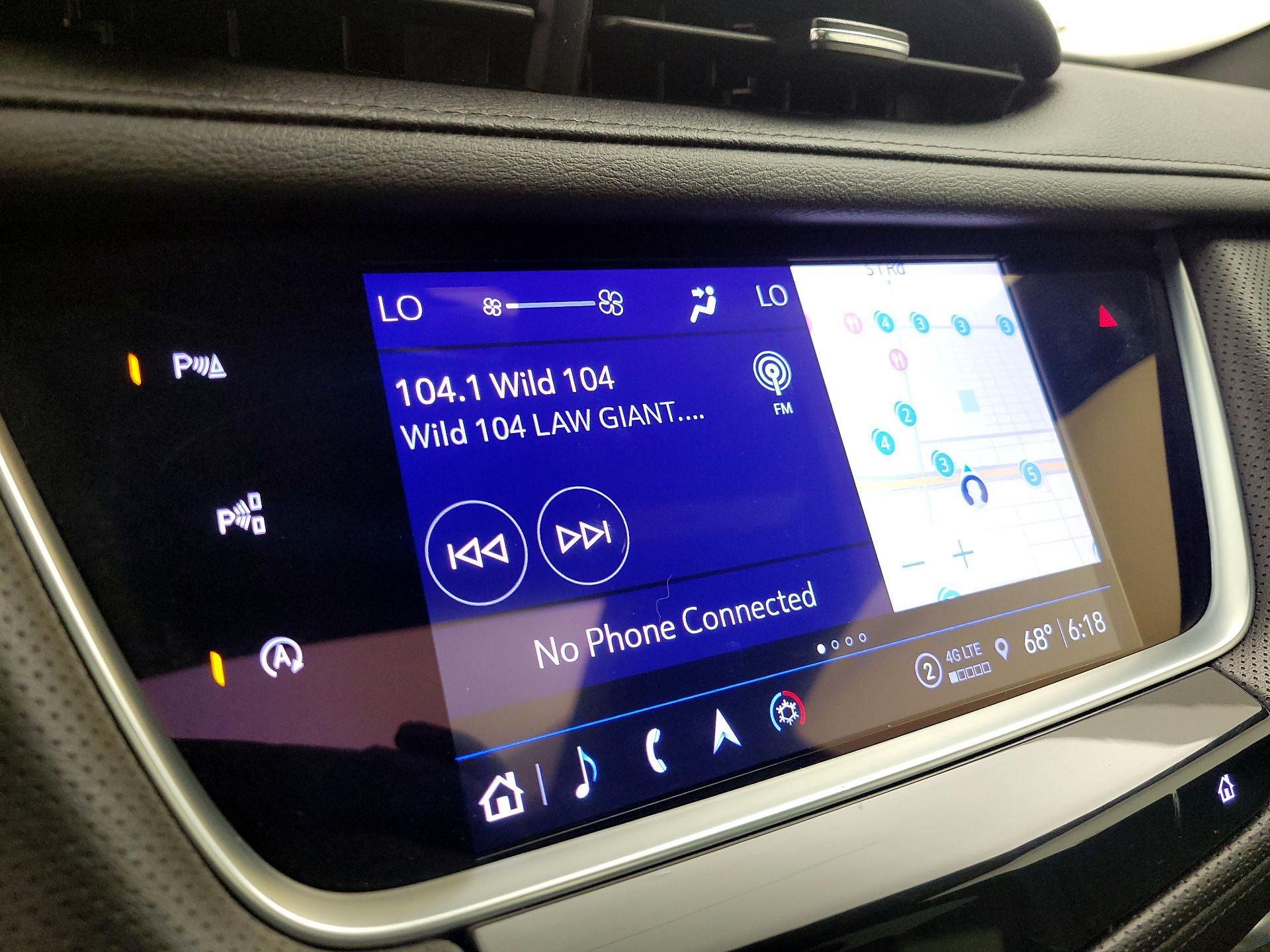 Thumbnail: 2023 Cadillac XT5 - 16