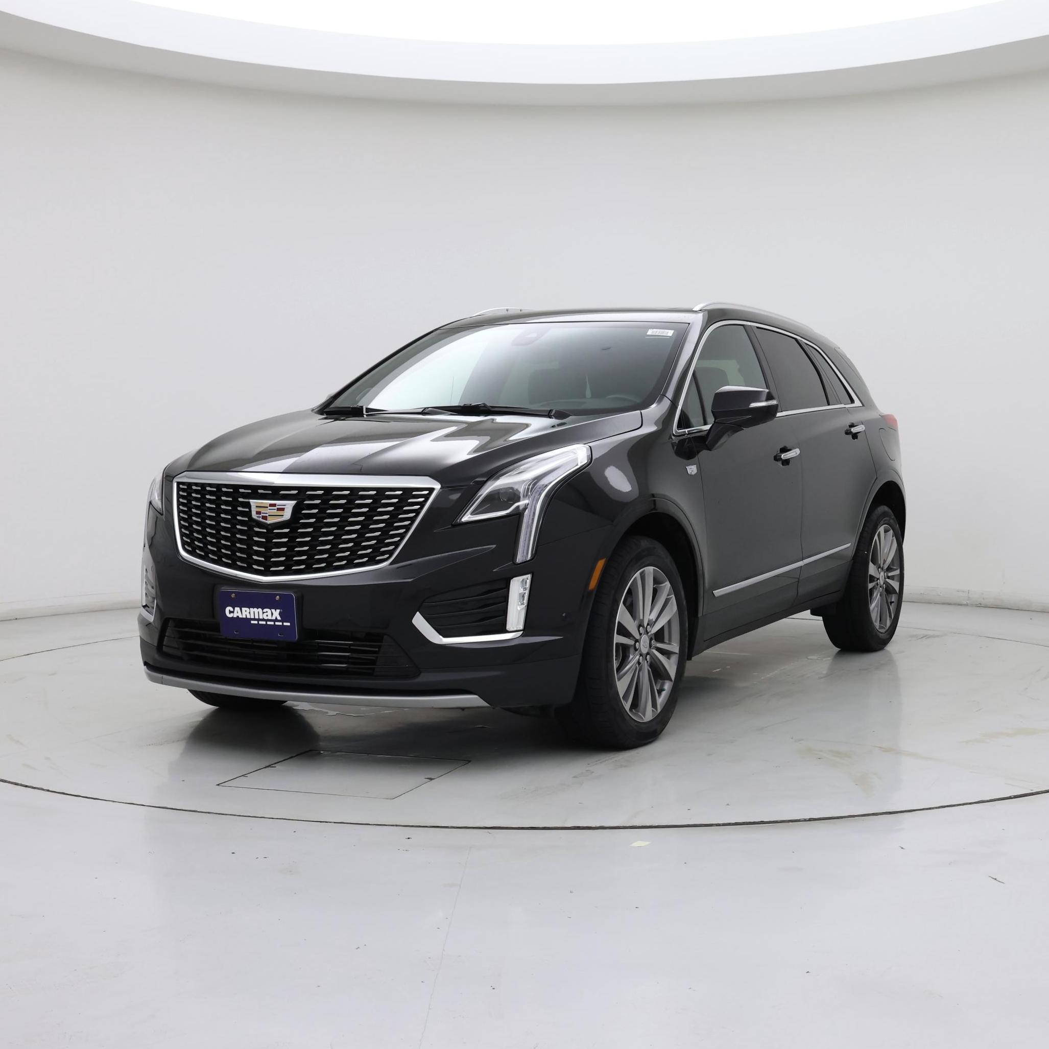 Thumbnail: 2023 Cadillac XT5 - 4