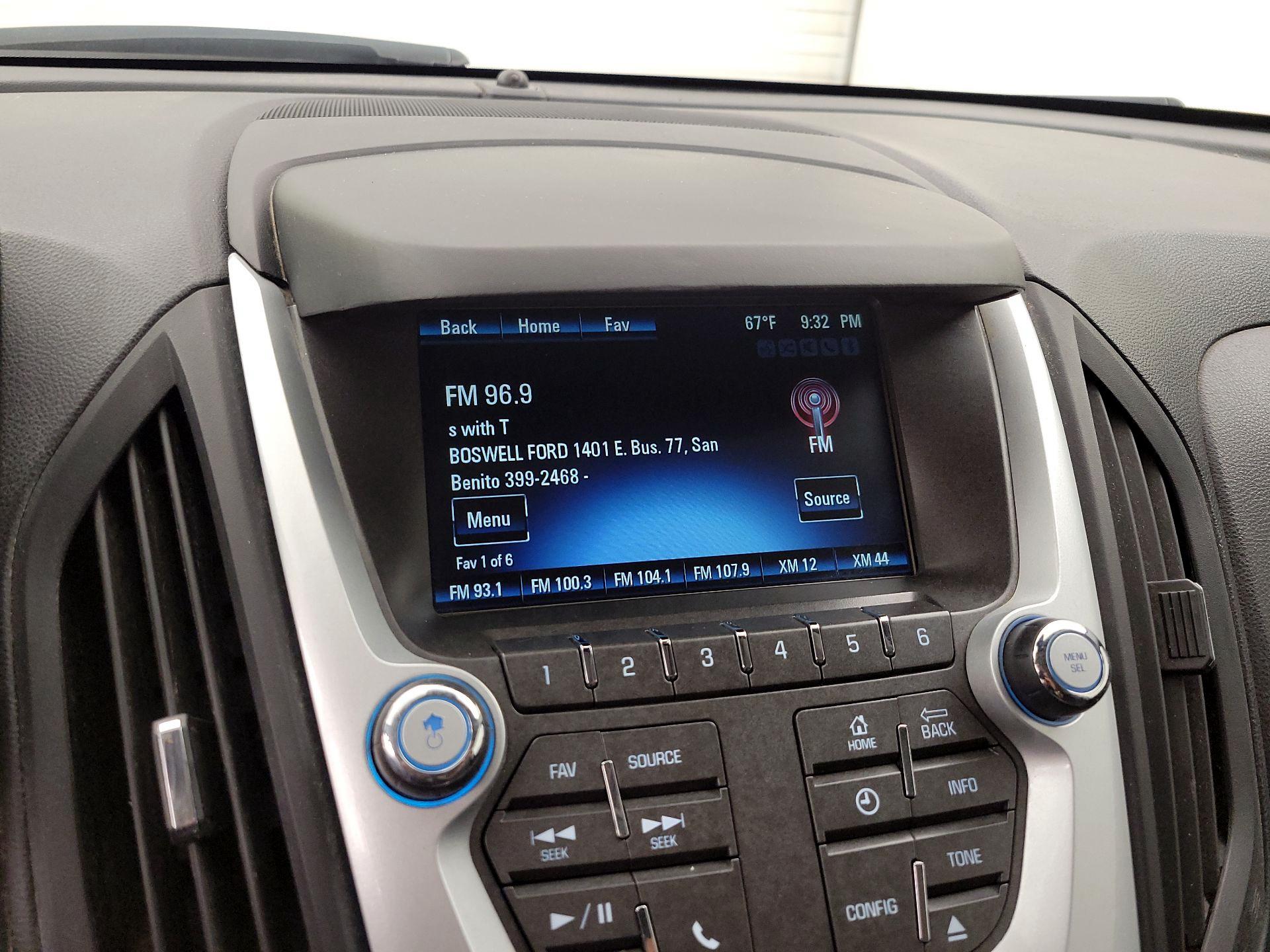 Thumbnail: 2015 Chevrolet Equinox - 15