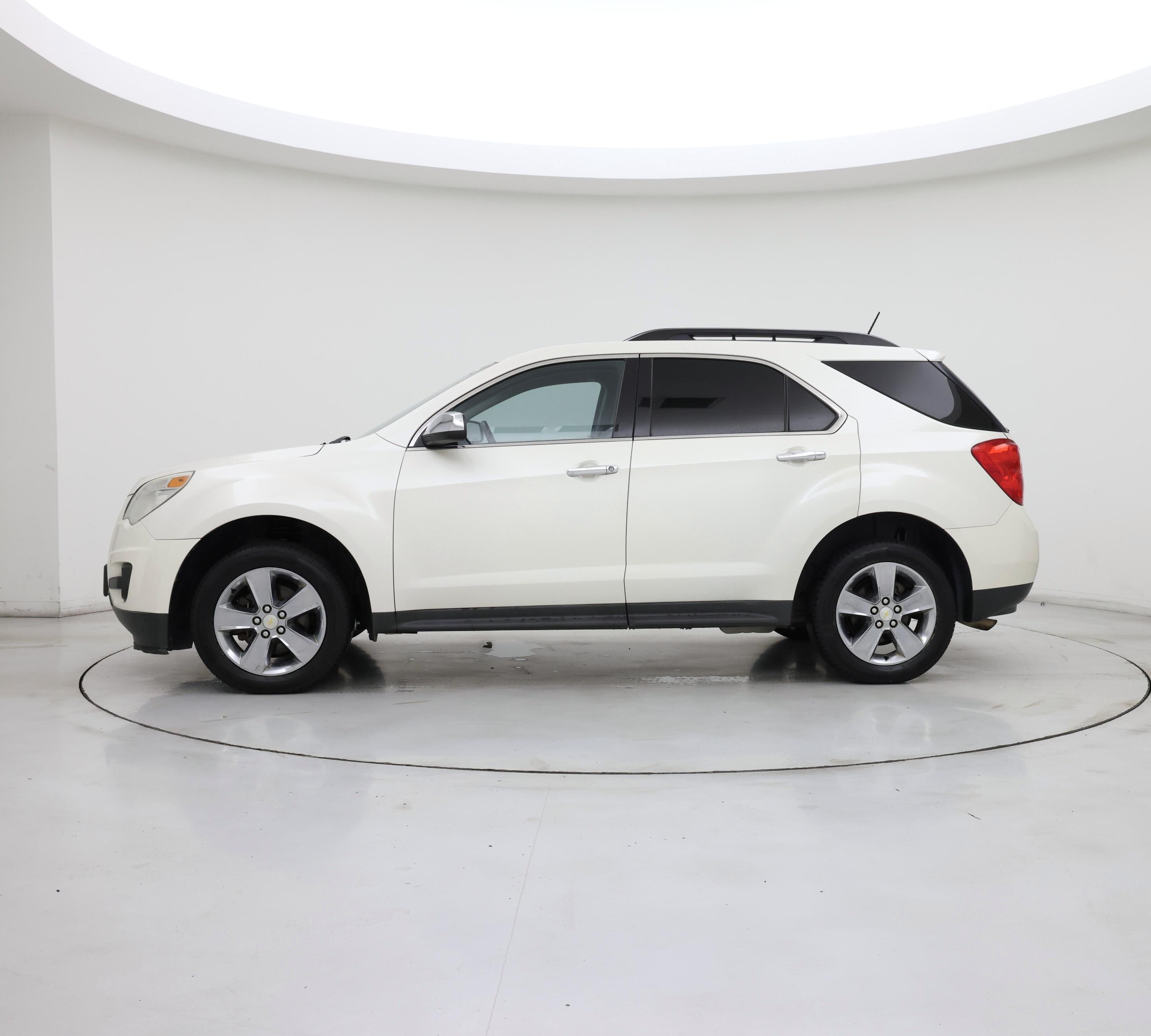 Thumbnail: 2015 Chevrolet Equinox - 3