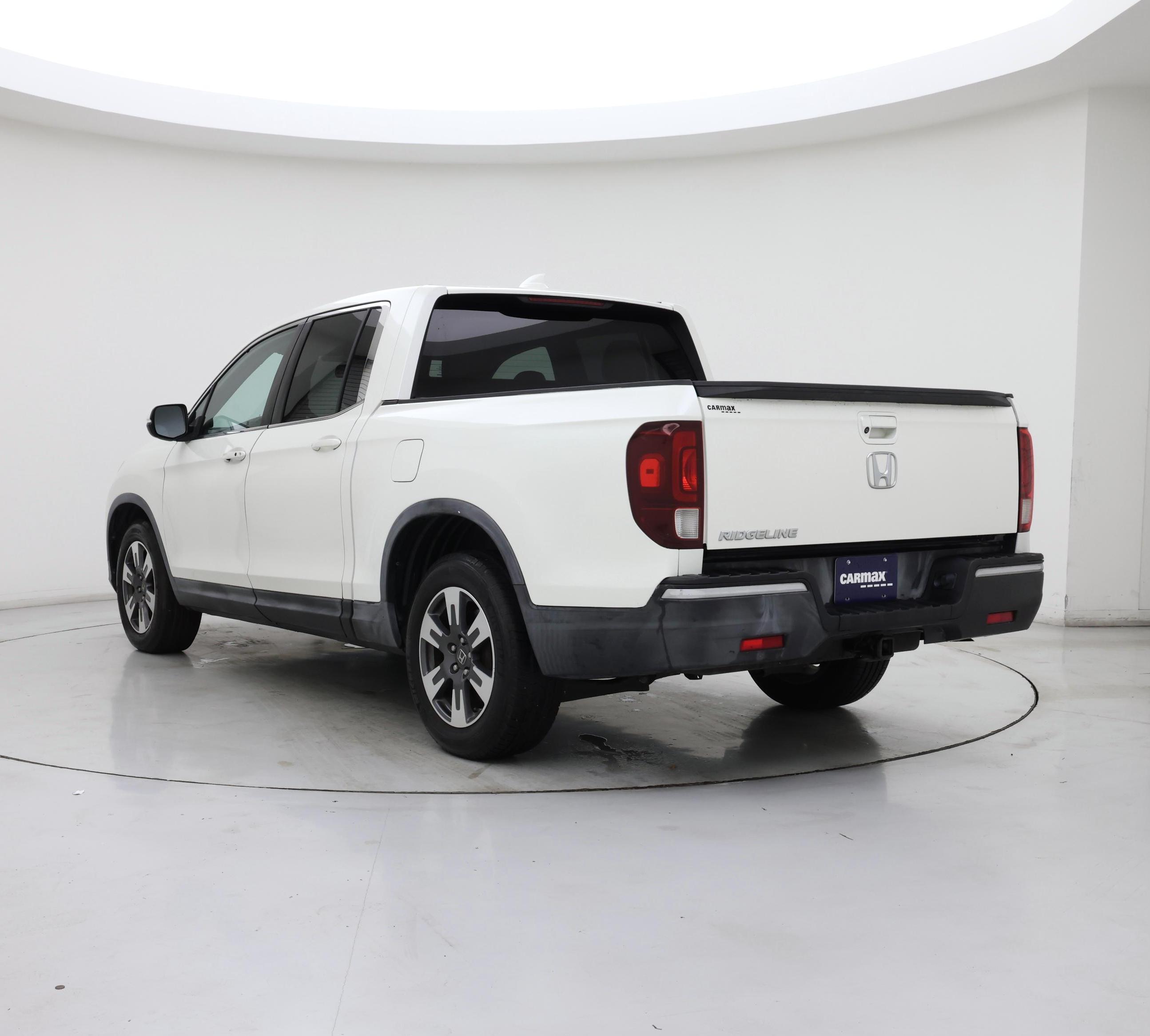 Thumbnail: 2017 Honda Ridgeline - 2