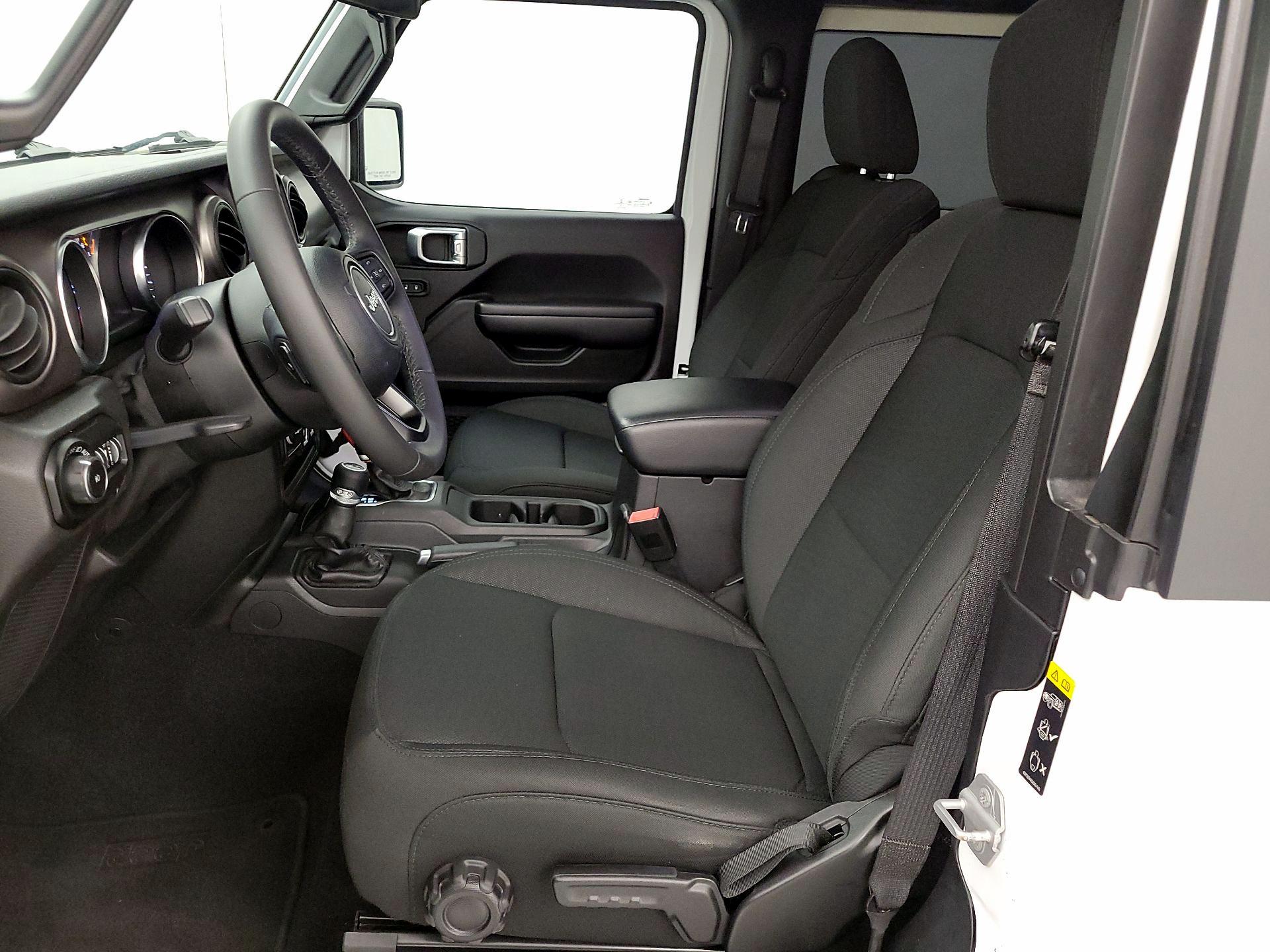 Thumbnail: 2020 Jeep Wrangler - 11