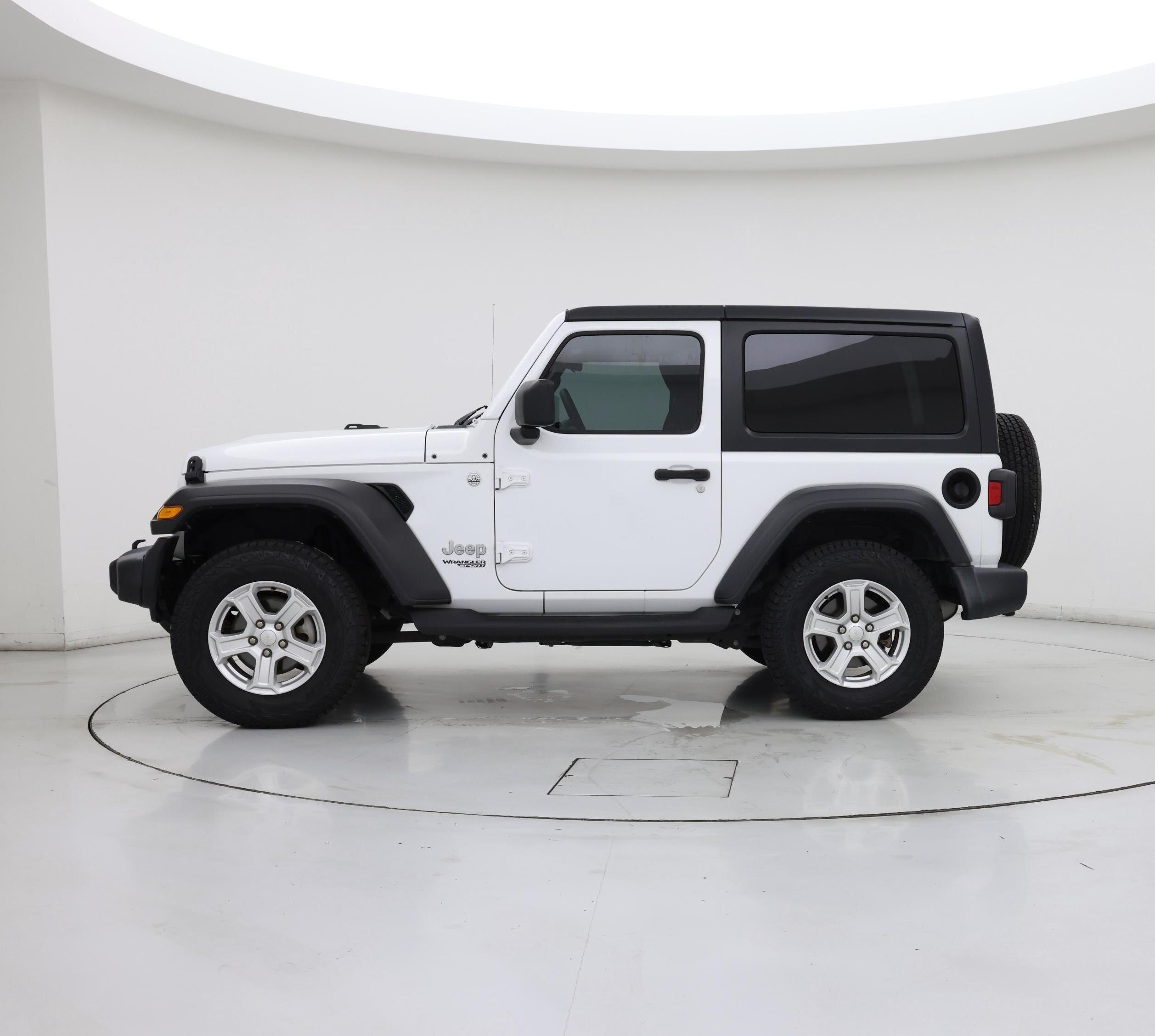 Thumbnail: 2020 Jeep Wrangler - 3