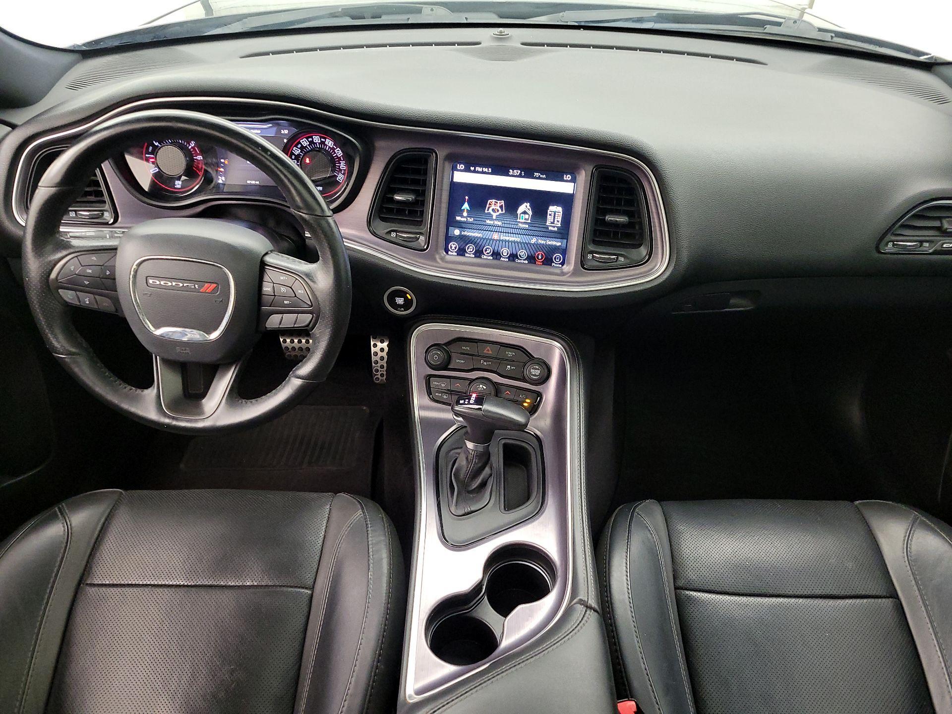 Thumbnail: 2017 Dodge Challenger - 9