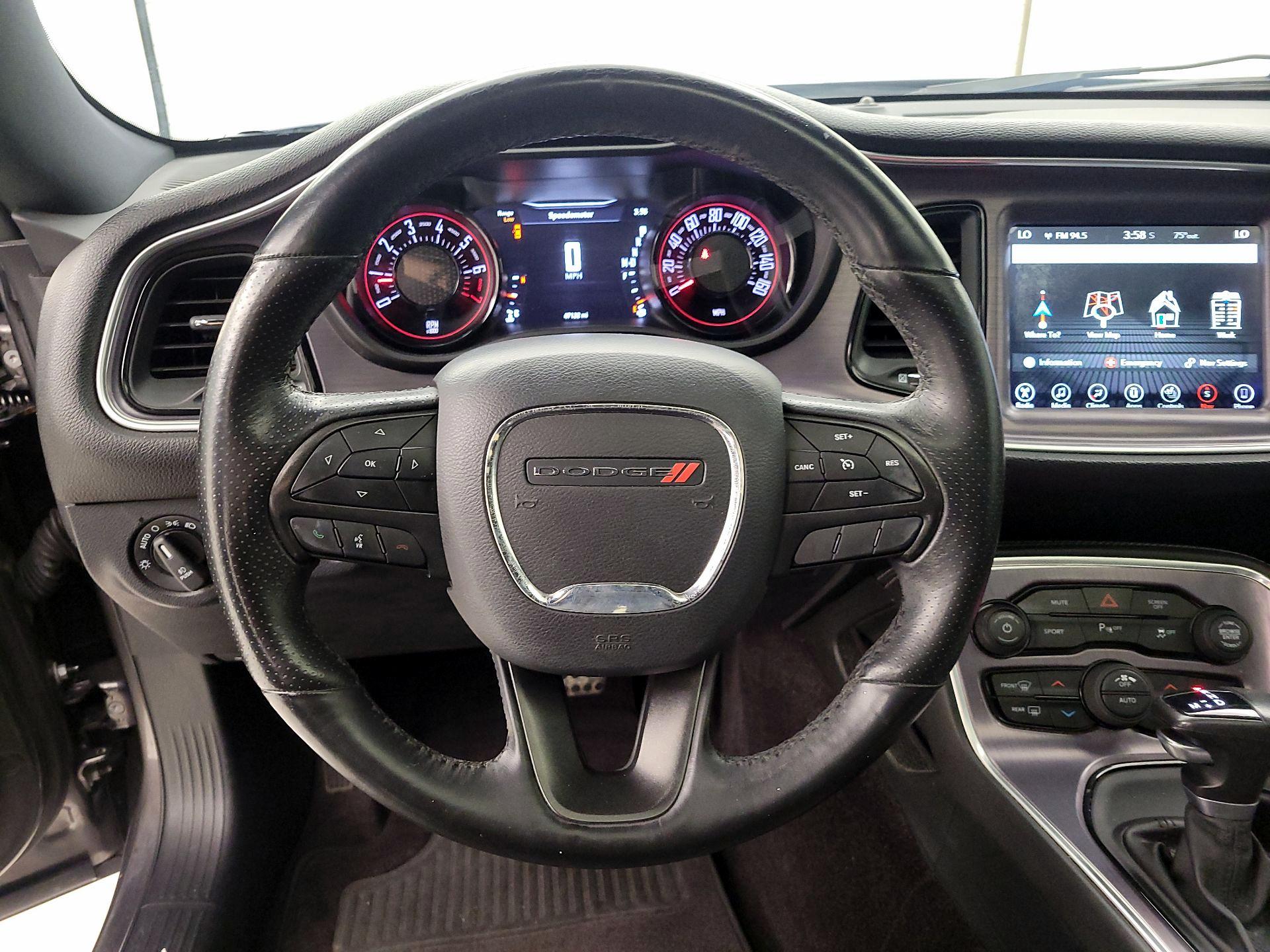 Thumbnail: 2017 Dodge Challenger - 10
