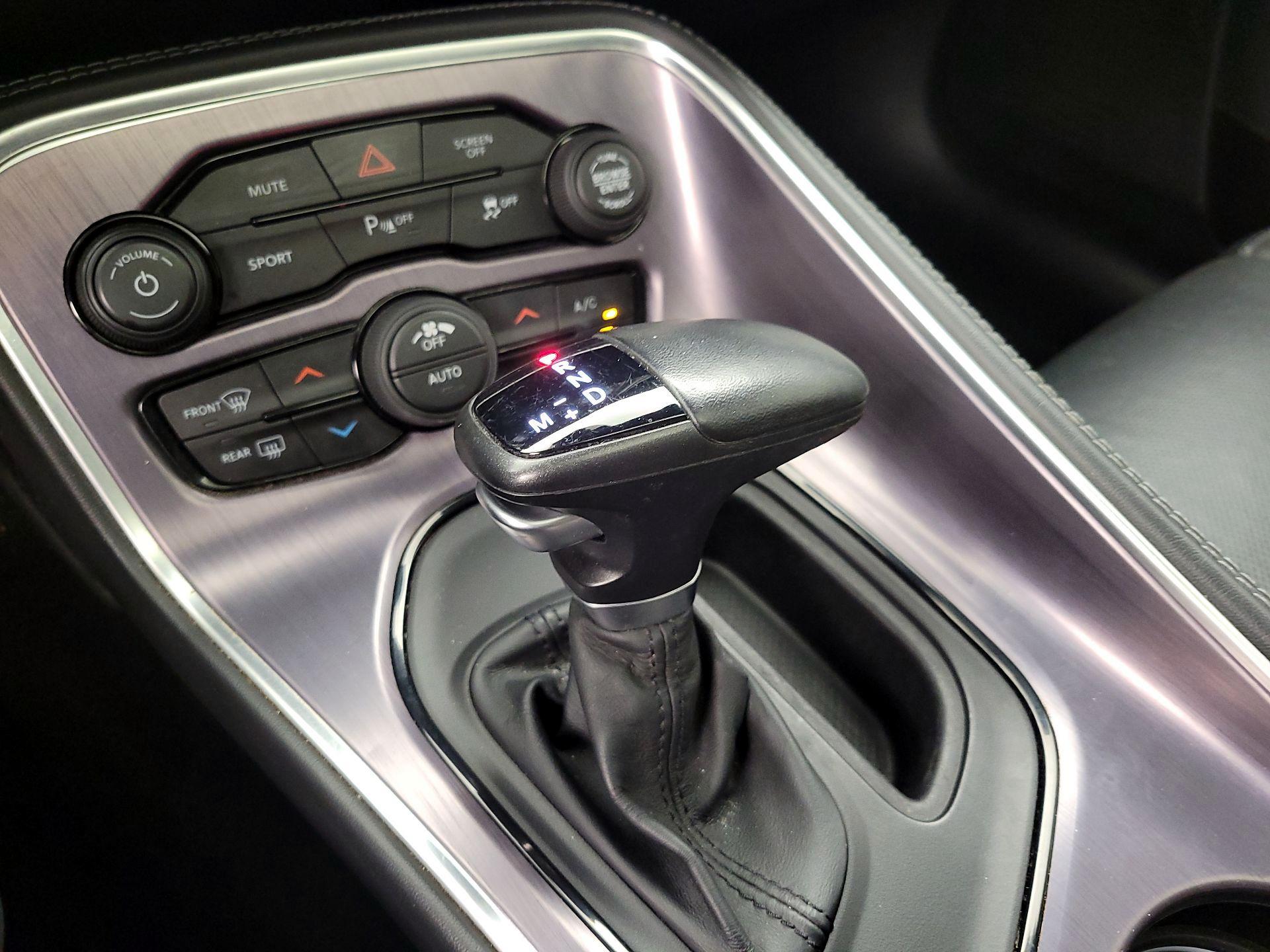 Thumbnail: 2017 Dodge Challenger - 18