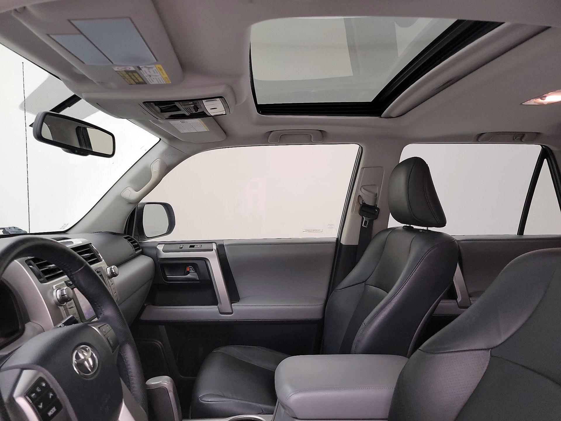 Thumbnail: 2013 Toyota 4Runner - 19