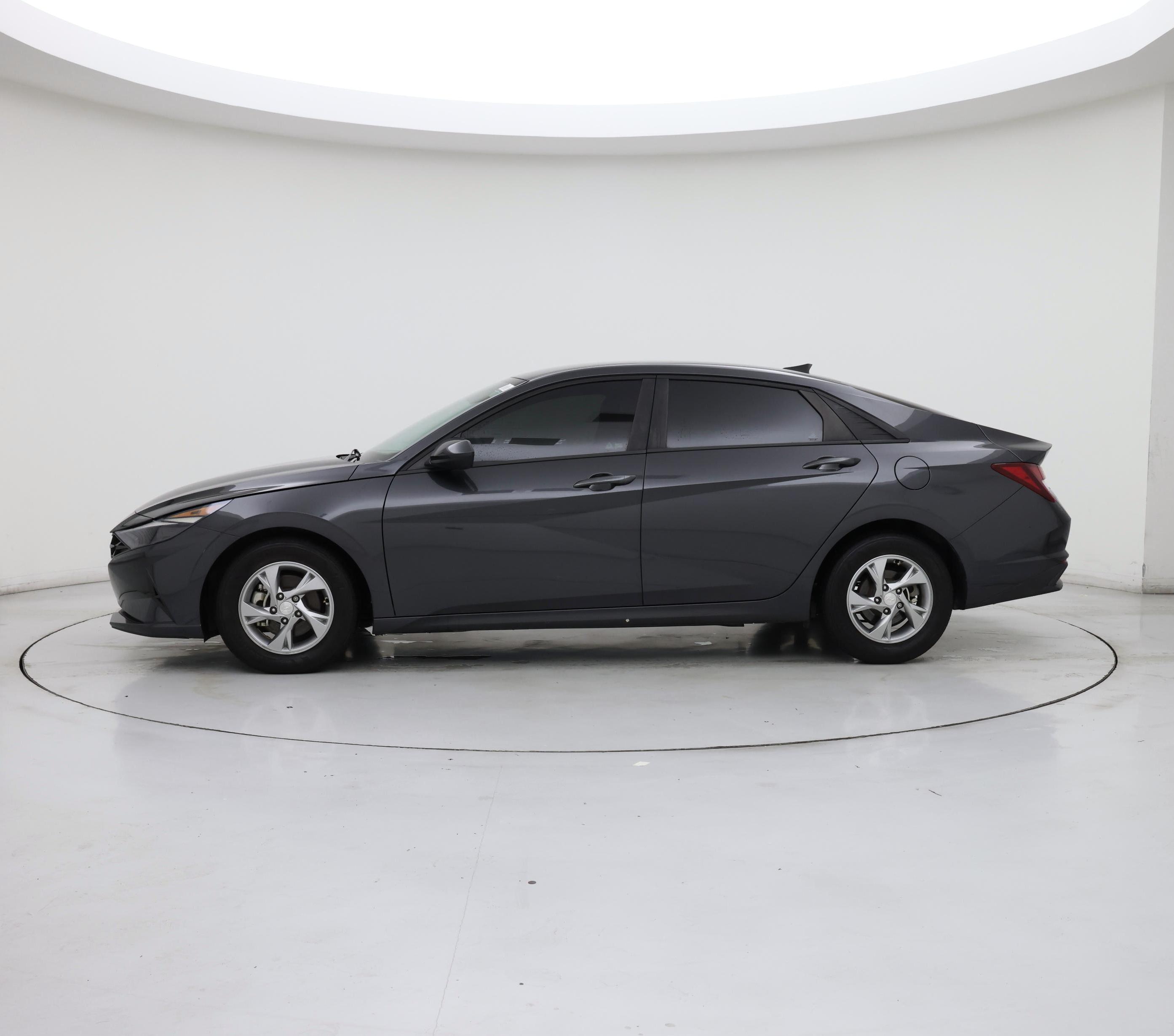 Thumbnail: 2021 Hyundai Elantra - 3