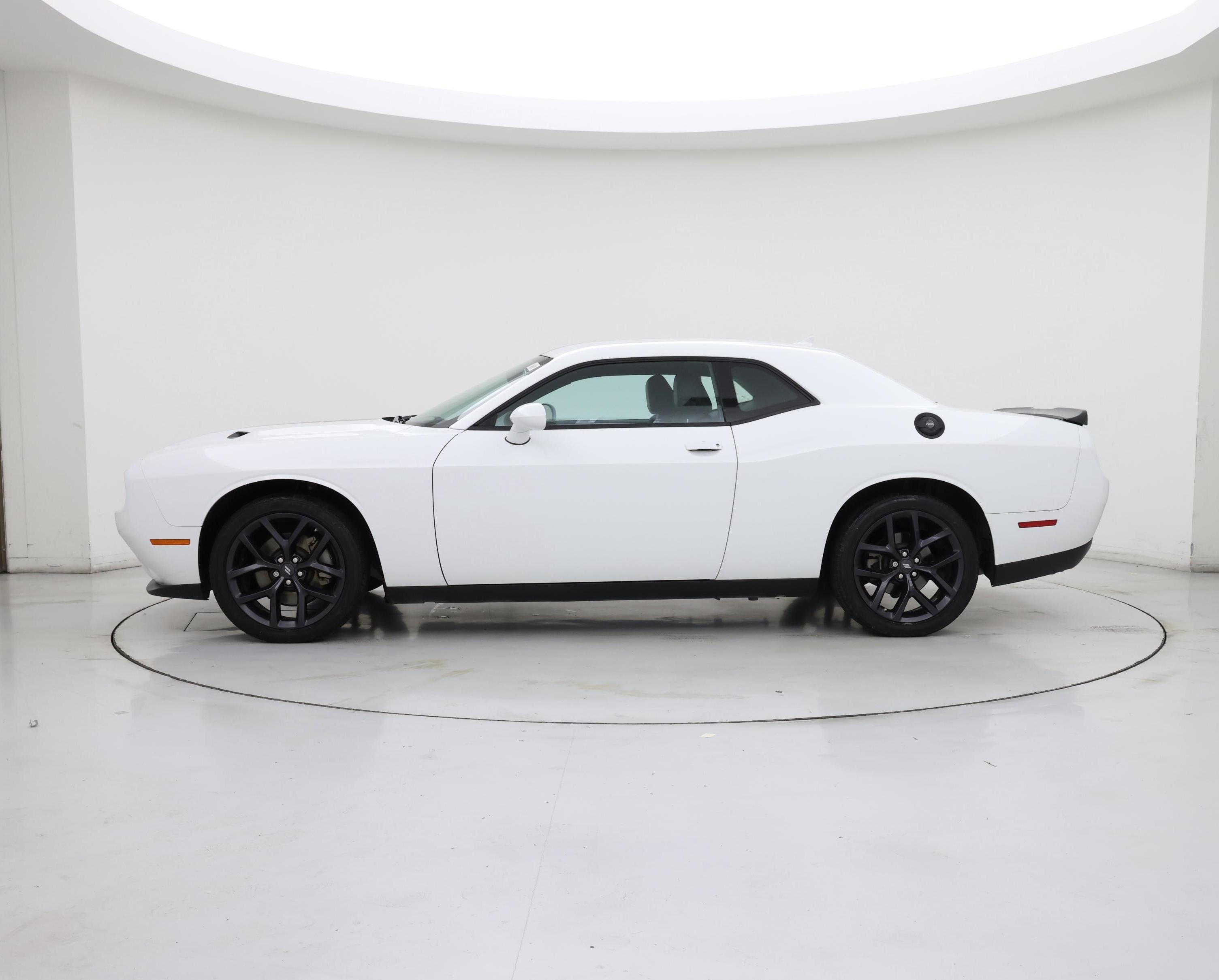 Thumbnail: 2022 Dodge Challenger - 3