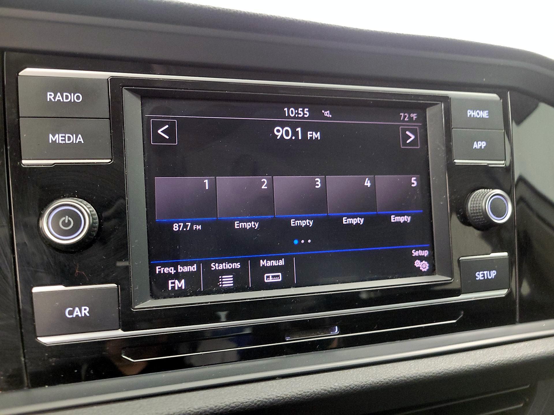 Thumbnail: 2019 Volkswagen Jetta - 15