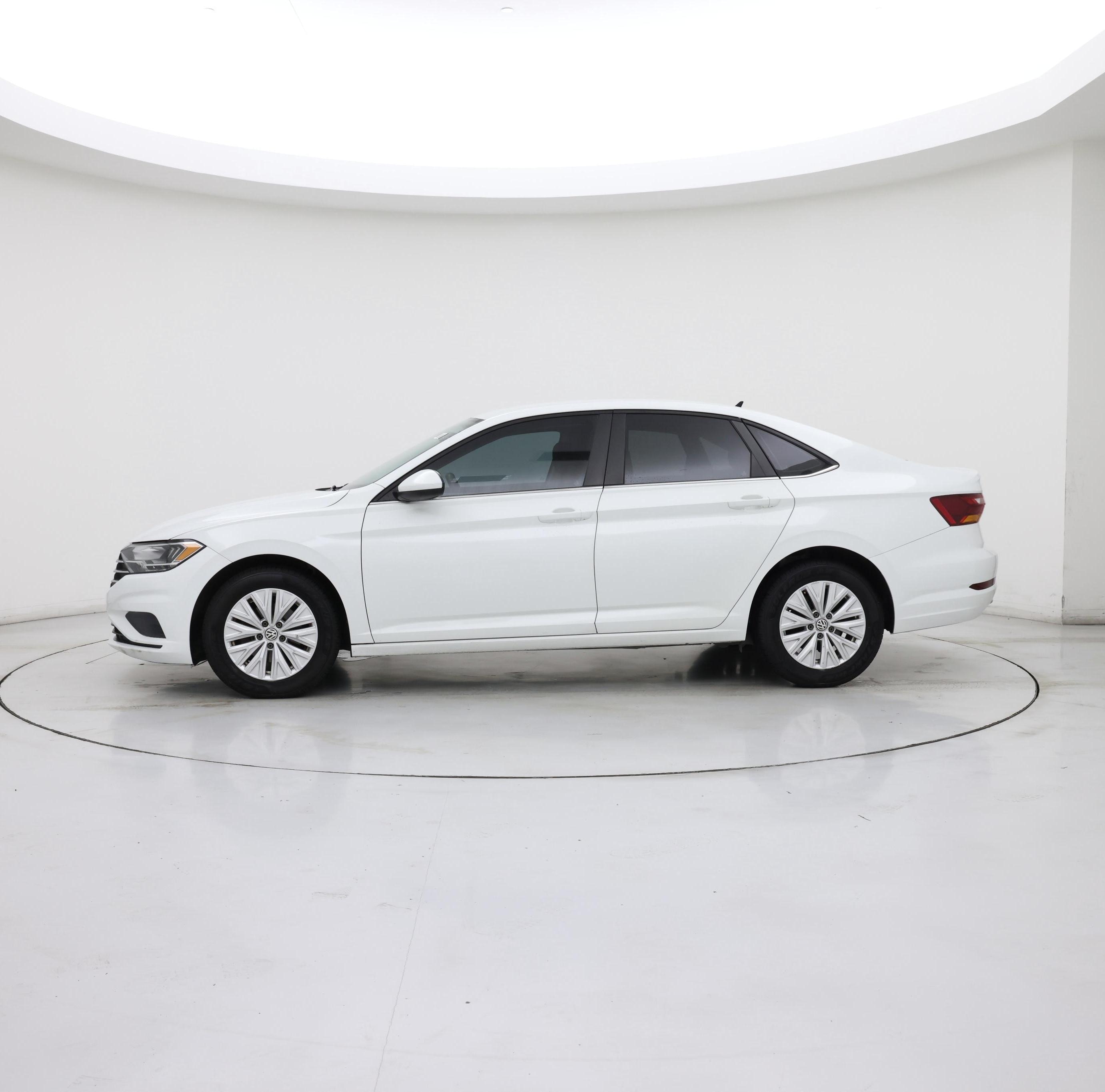 Thumbnail: 2019 Volkswagen Jetta - 3