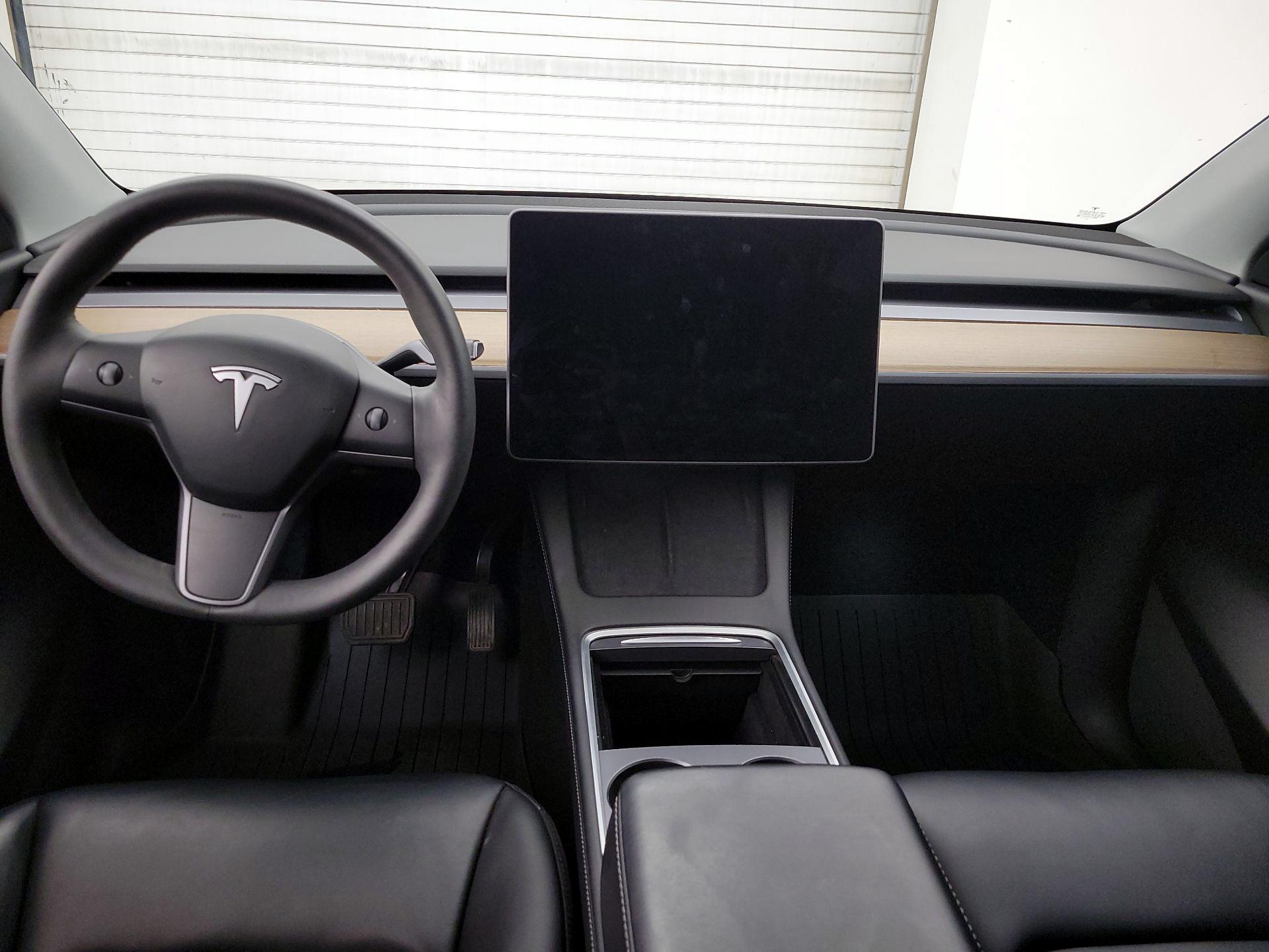 Thumbnail: 2021 Tesla Model Y - 9