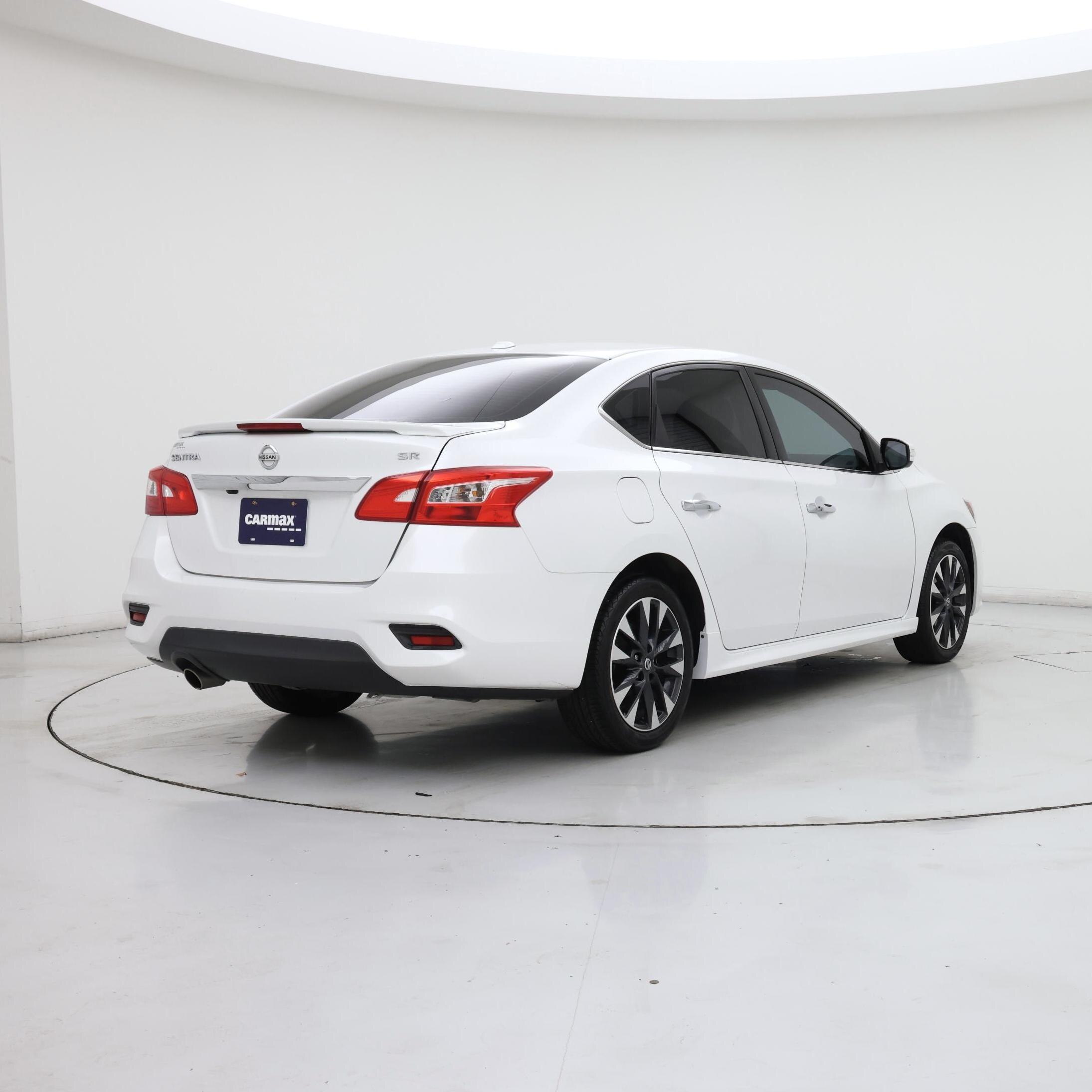 Thumbnail: 2019 Nissan Sentra - 8