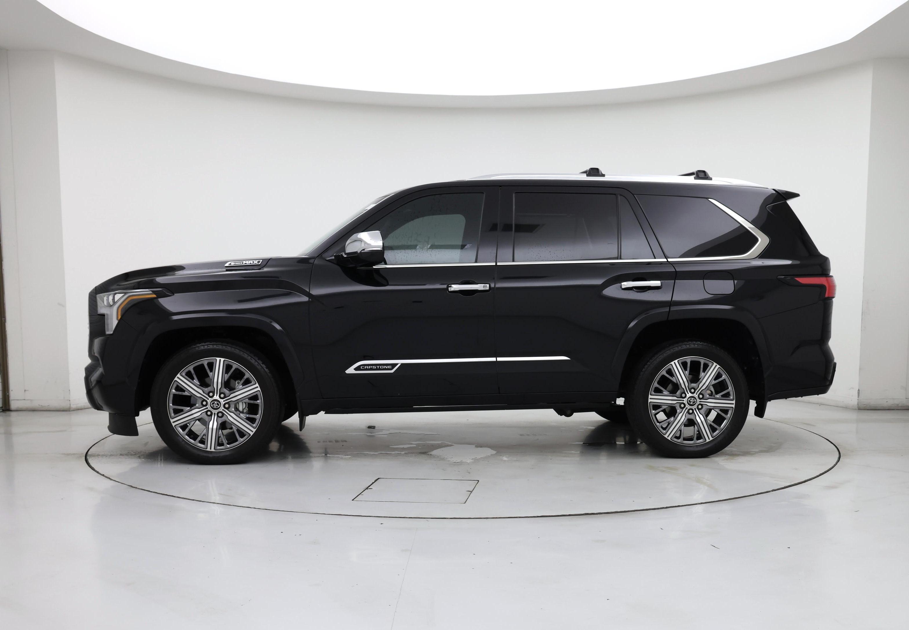 Thumbnail: 2024 Toyota Sequoia - 3