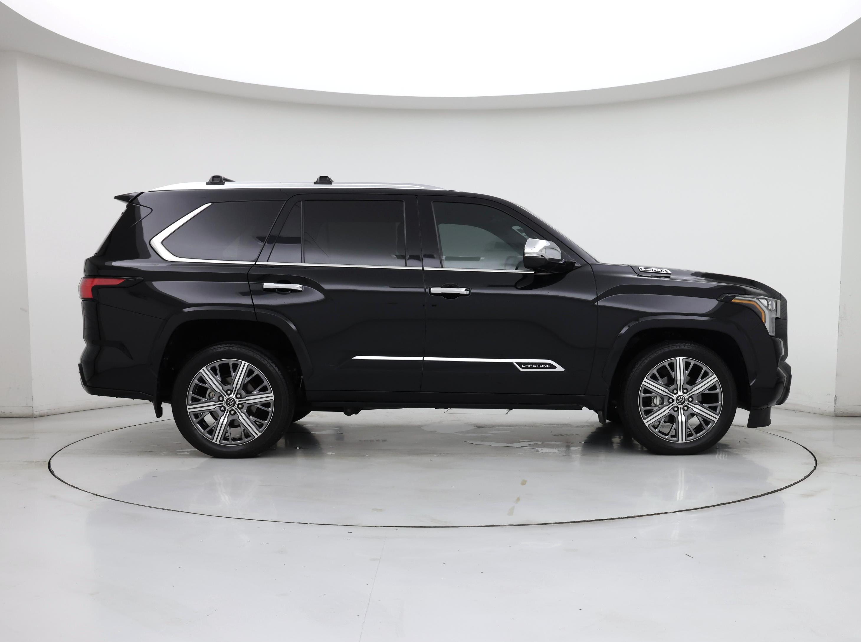 Thumbnail: 2024 Toyota Sequoia - 7