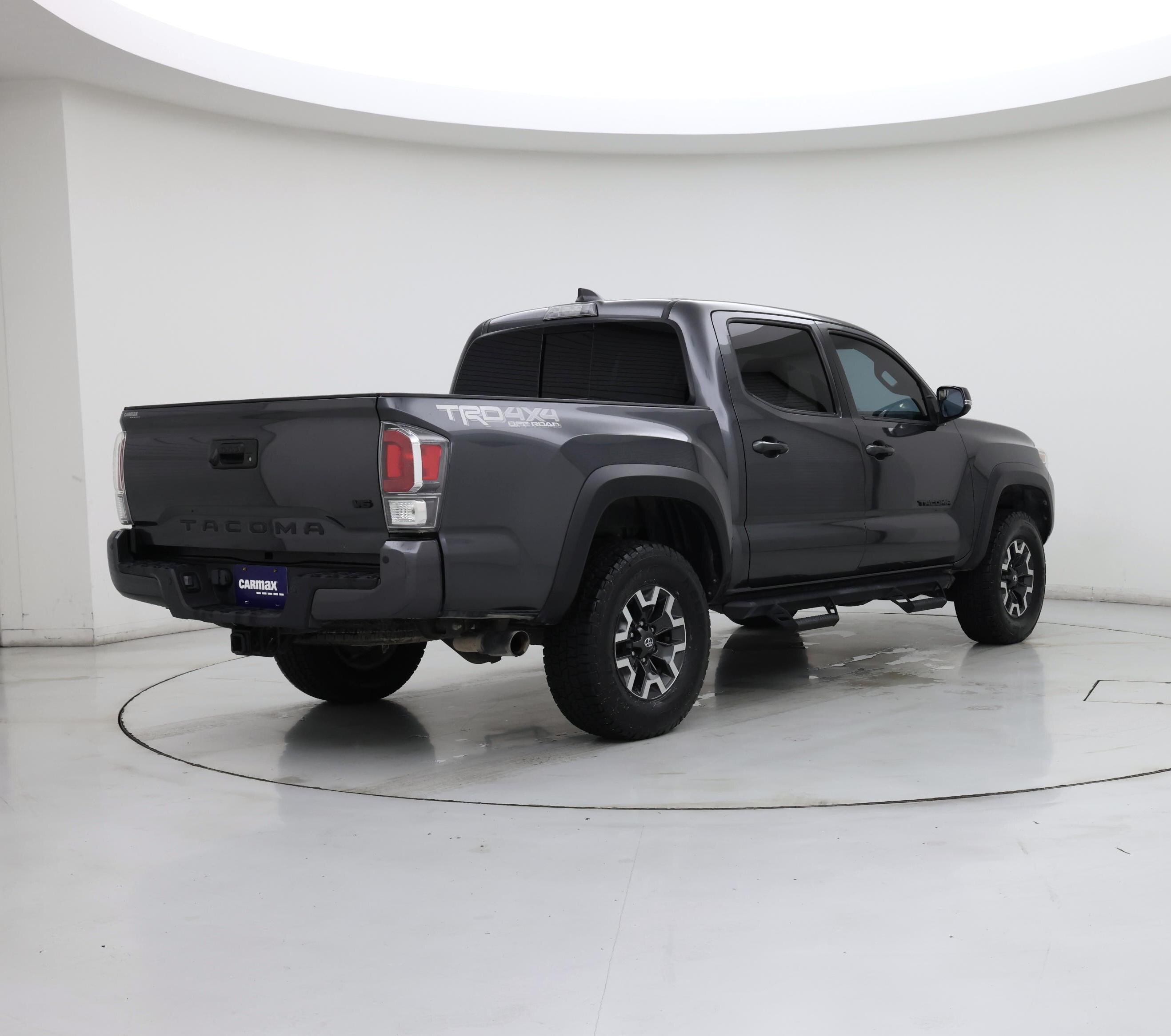 Thumbnail: 2020 Toyota Tacoma - 8