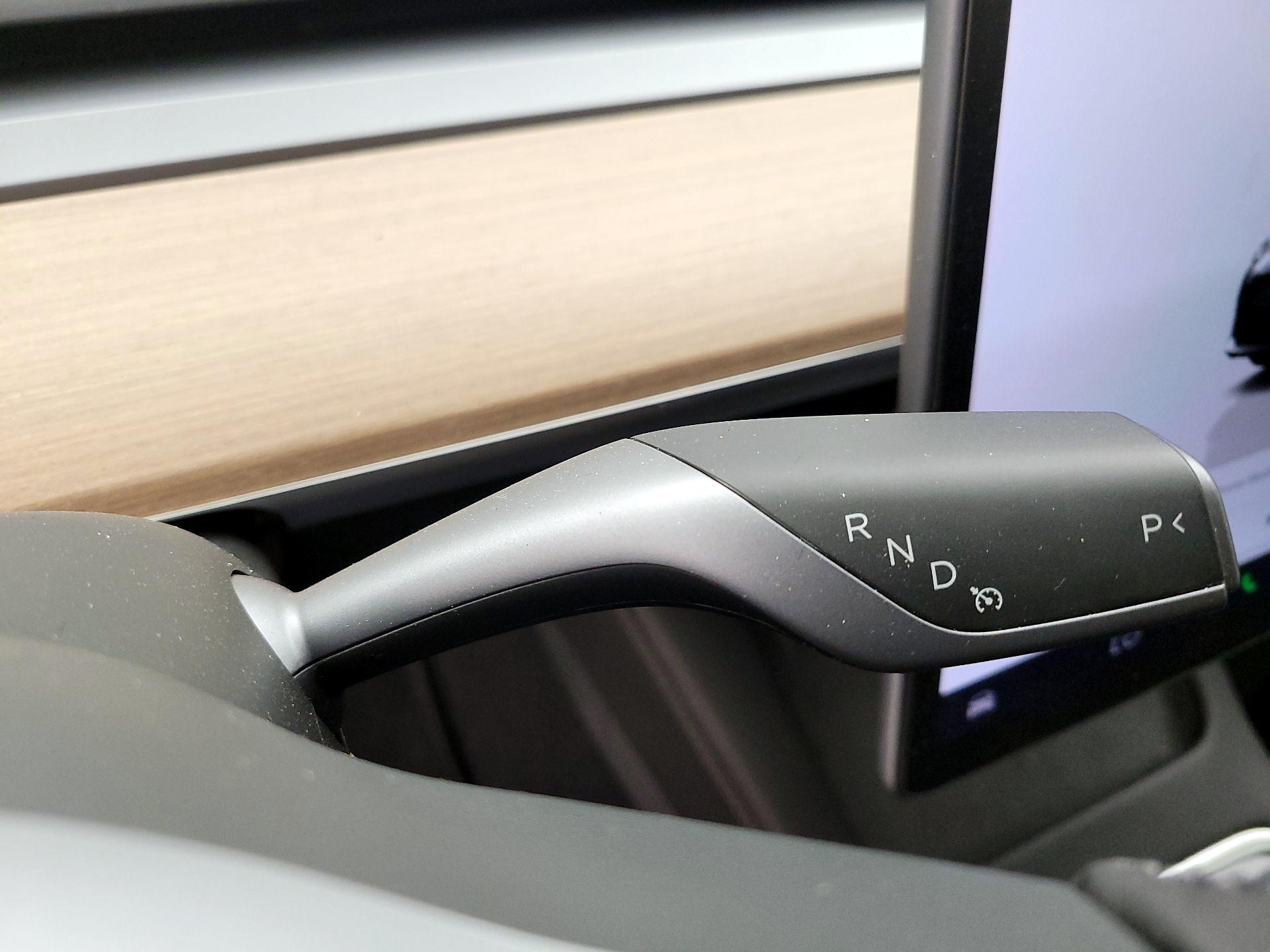 Thumbnail: 2022 Tesla Model 3 - 17