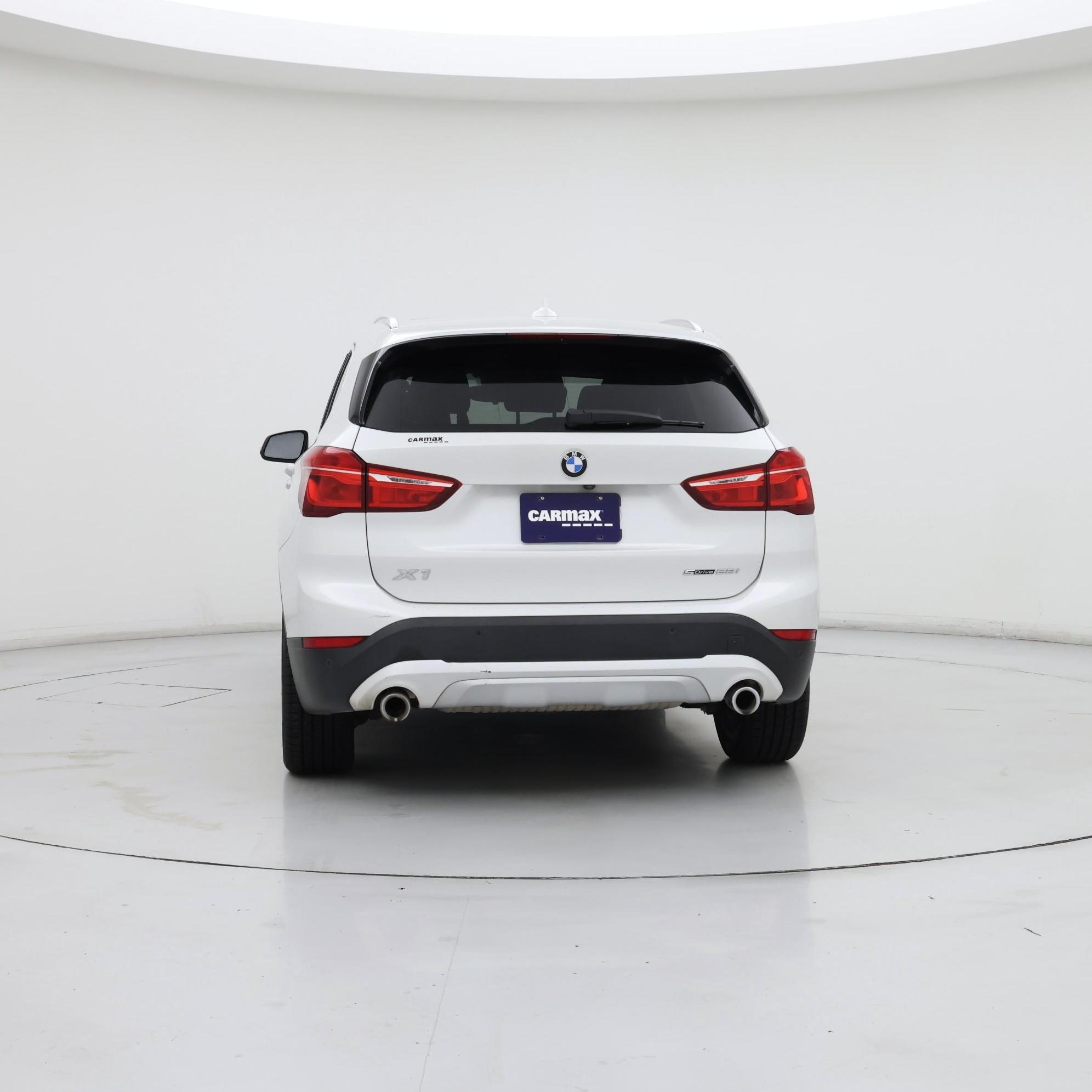 Thumbnail: 2021 BMW X1 - 6