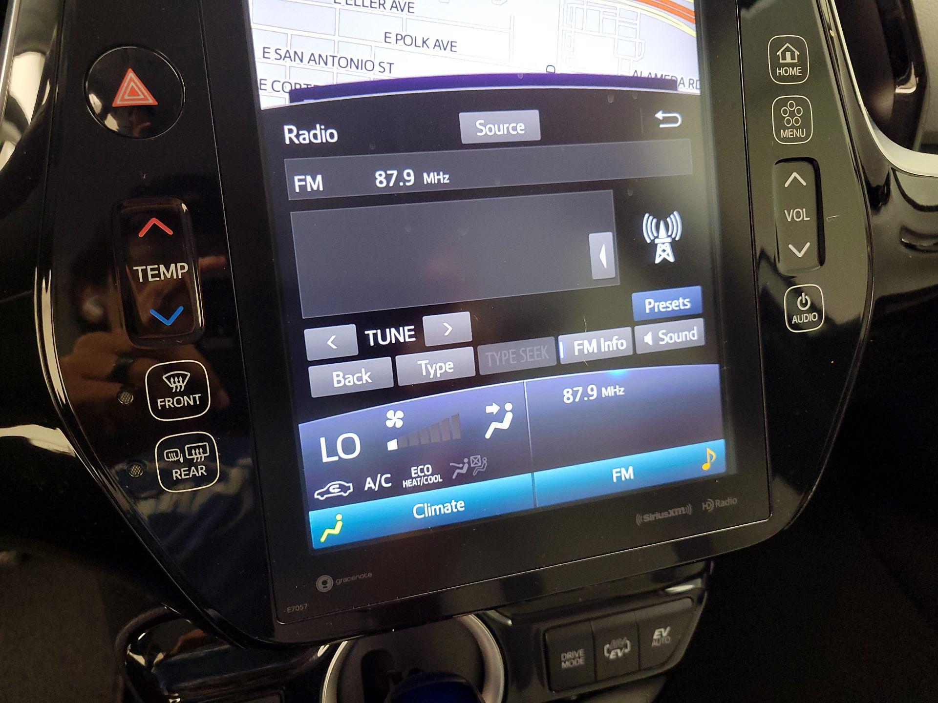Thumbnail: 2022 Toyota Prius Prime - 16