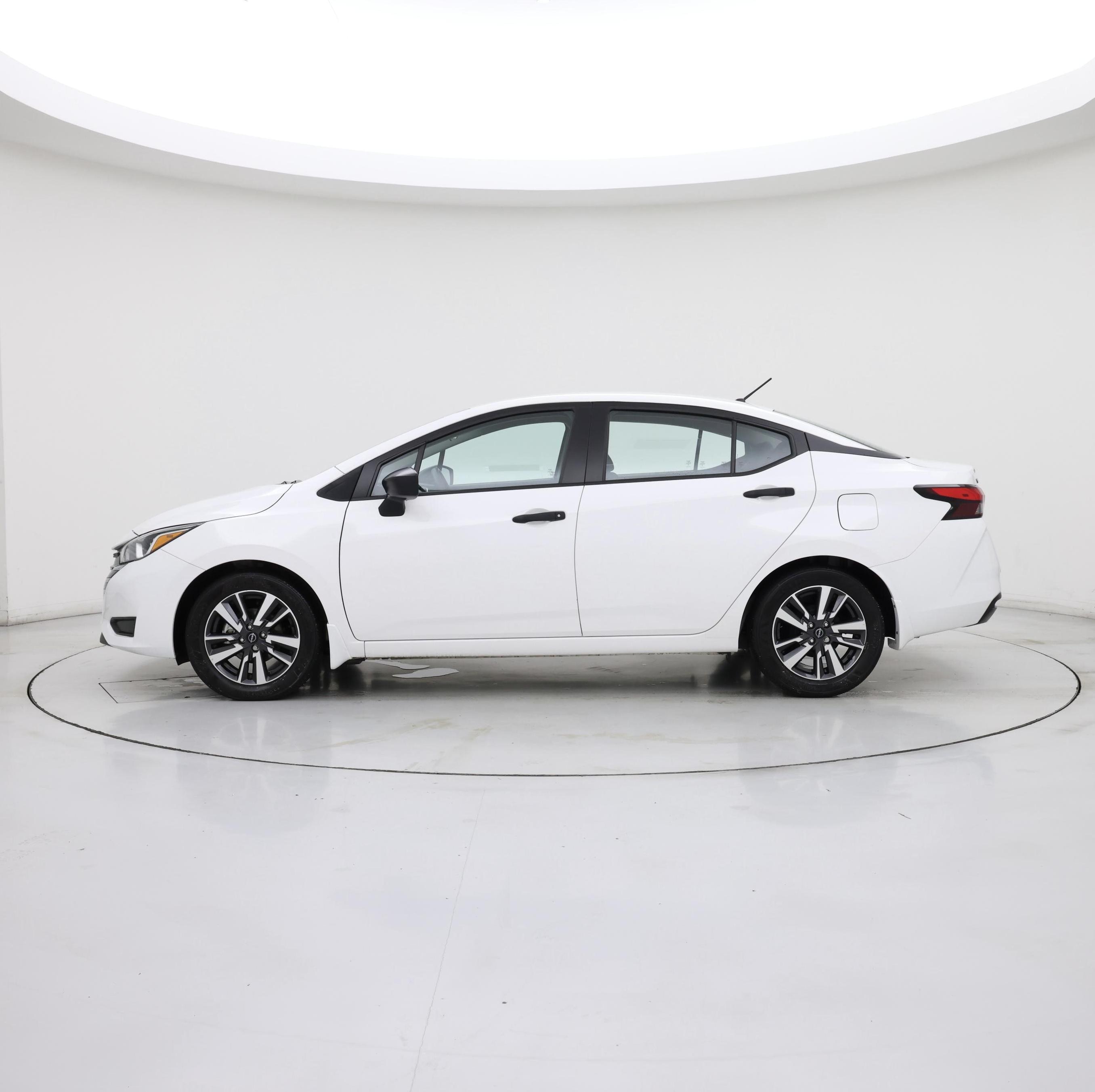 Thumbnail: 2024 Nissan Versa - 3