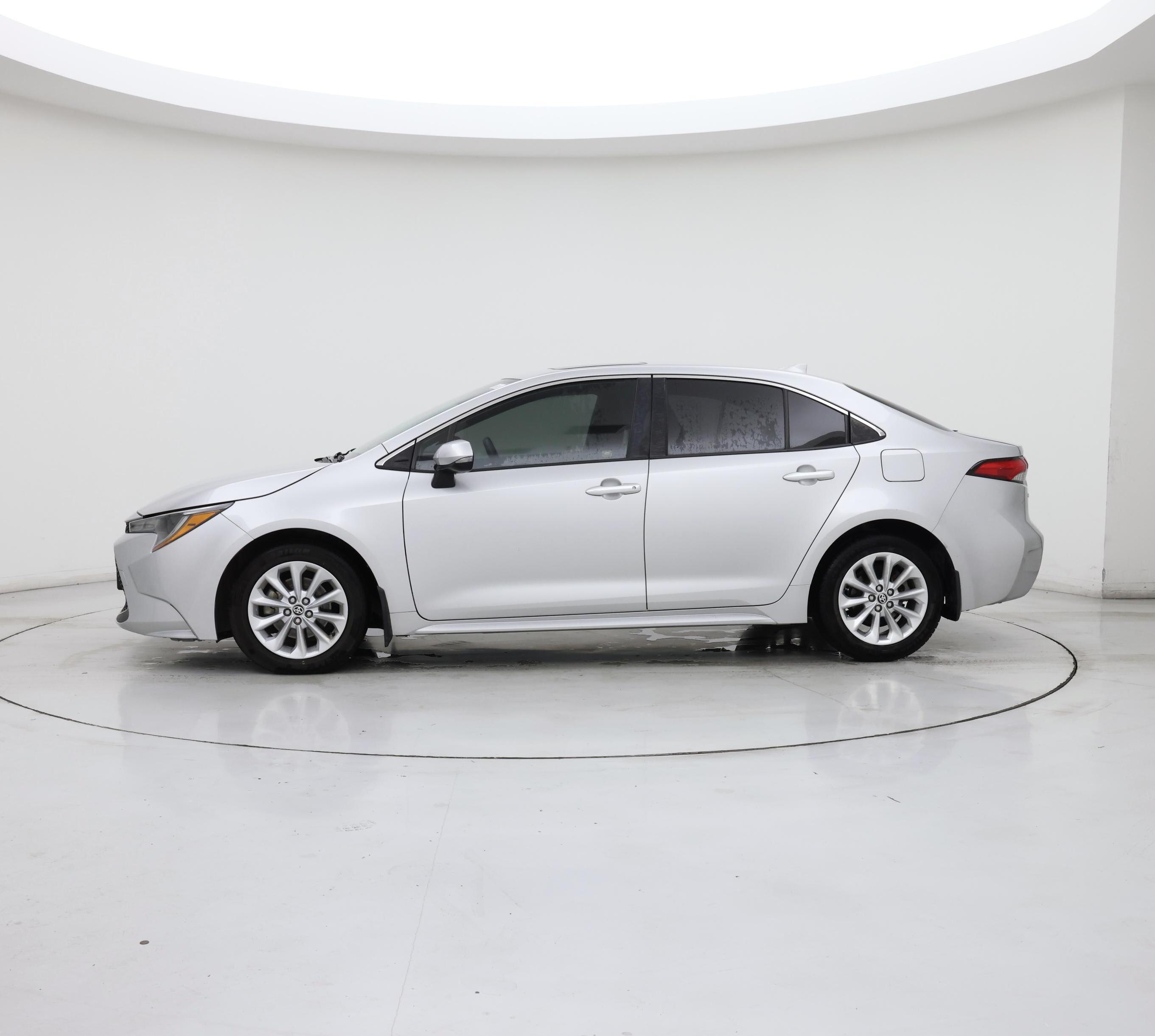Thumbnail: 2020 Toyota Corolla - 3