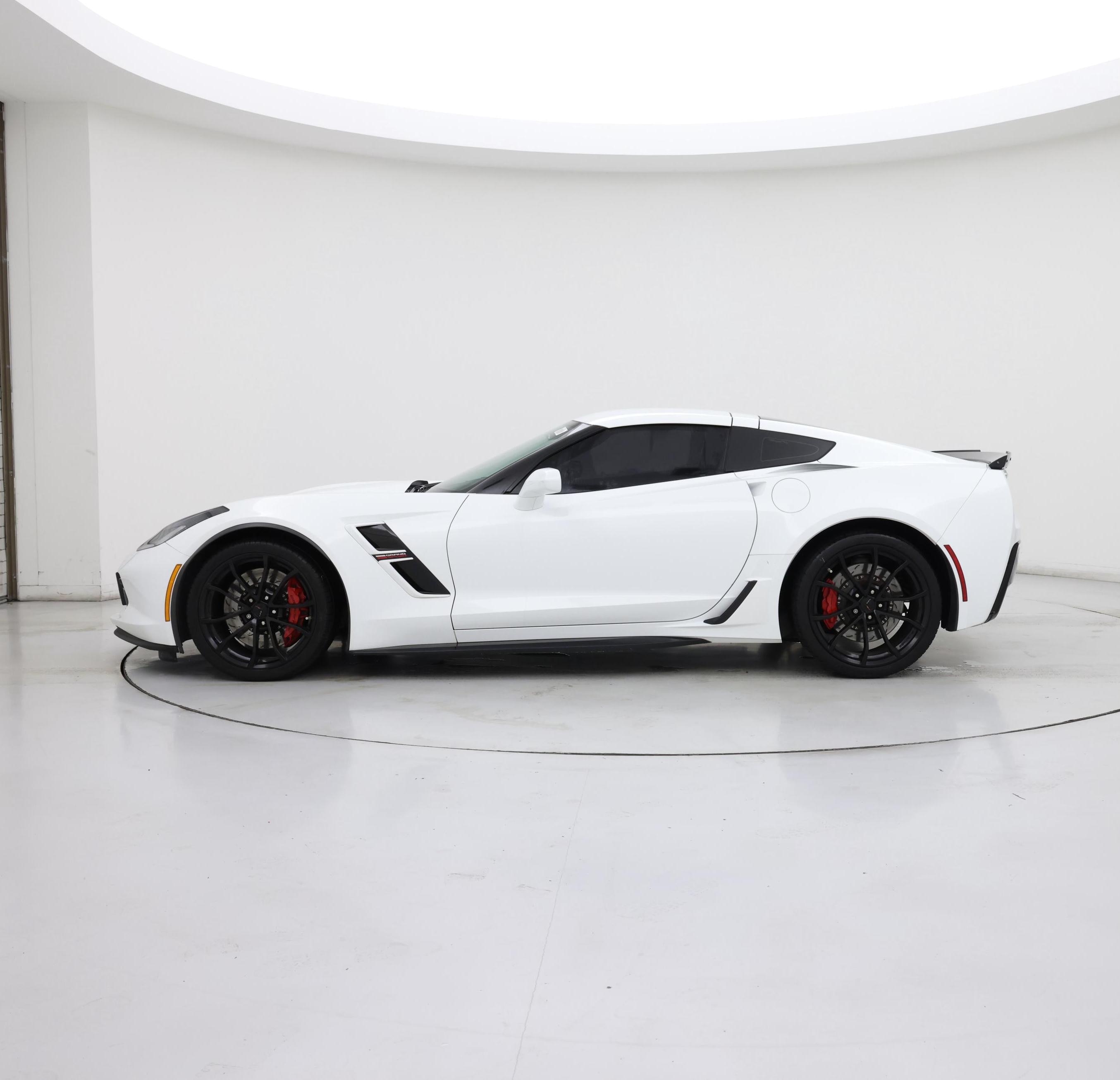 Thumbnail: 2019 Chevrolet Corvette - 3