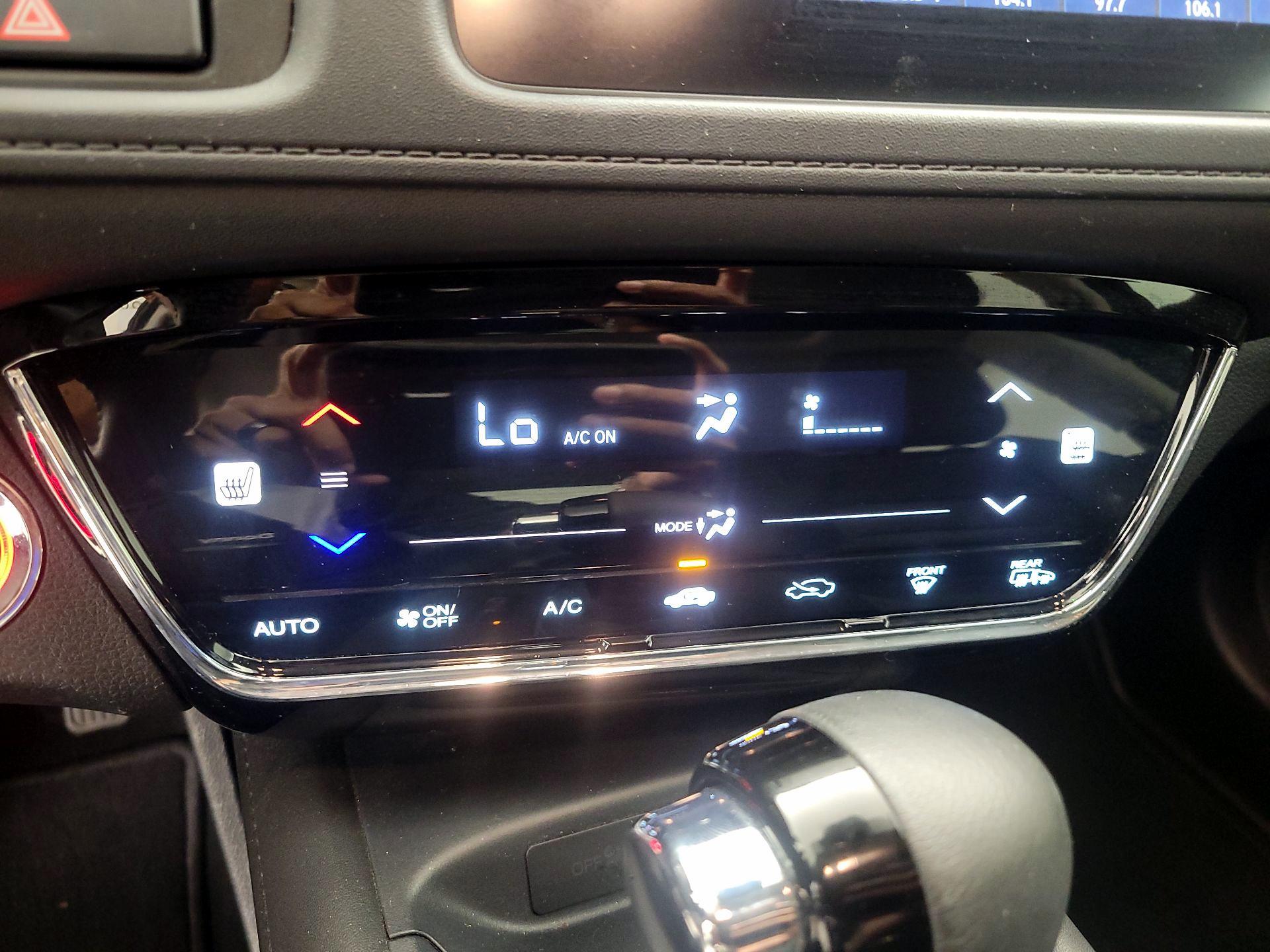 Thumbnail: 2019 Honda HR-V - 16