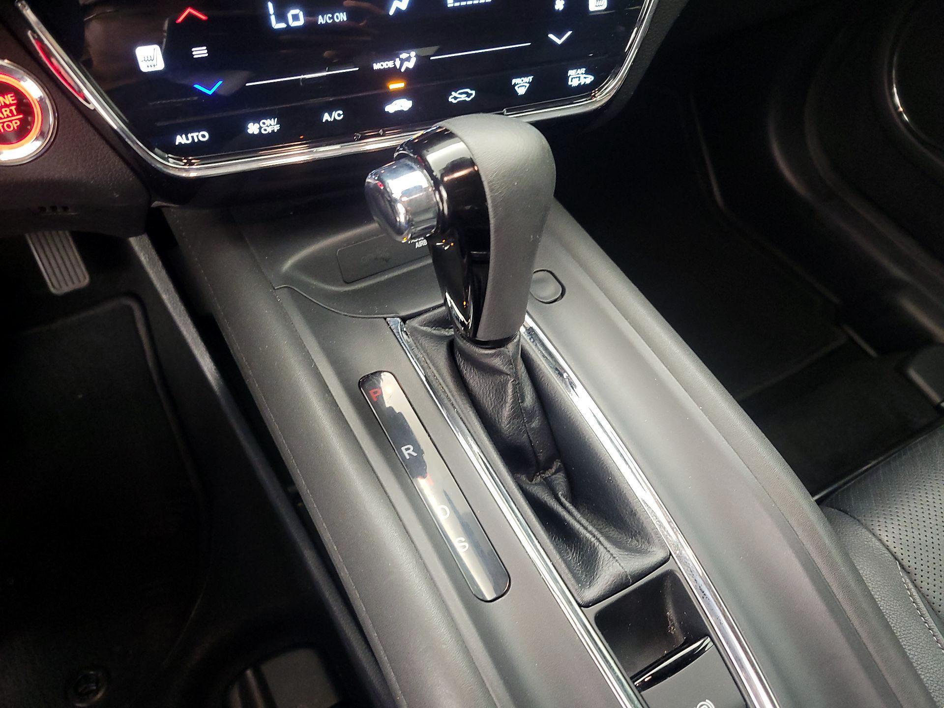 Thumbnail: 2019 Honda HR-V - 17