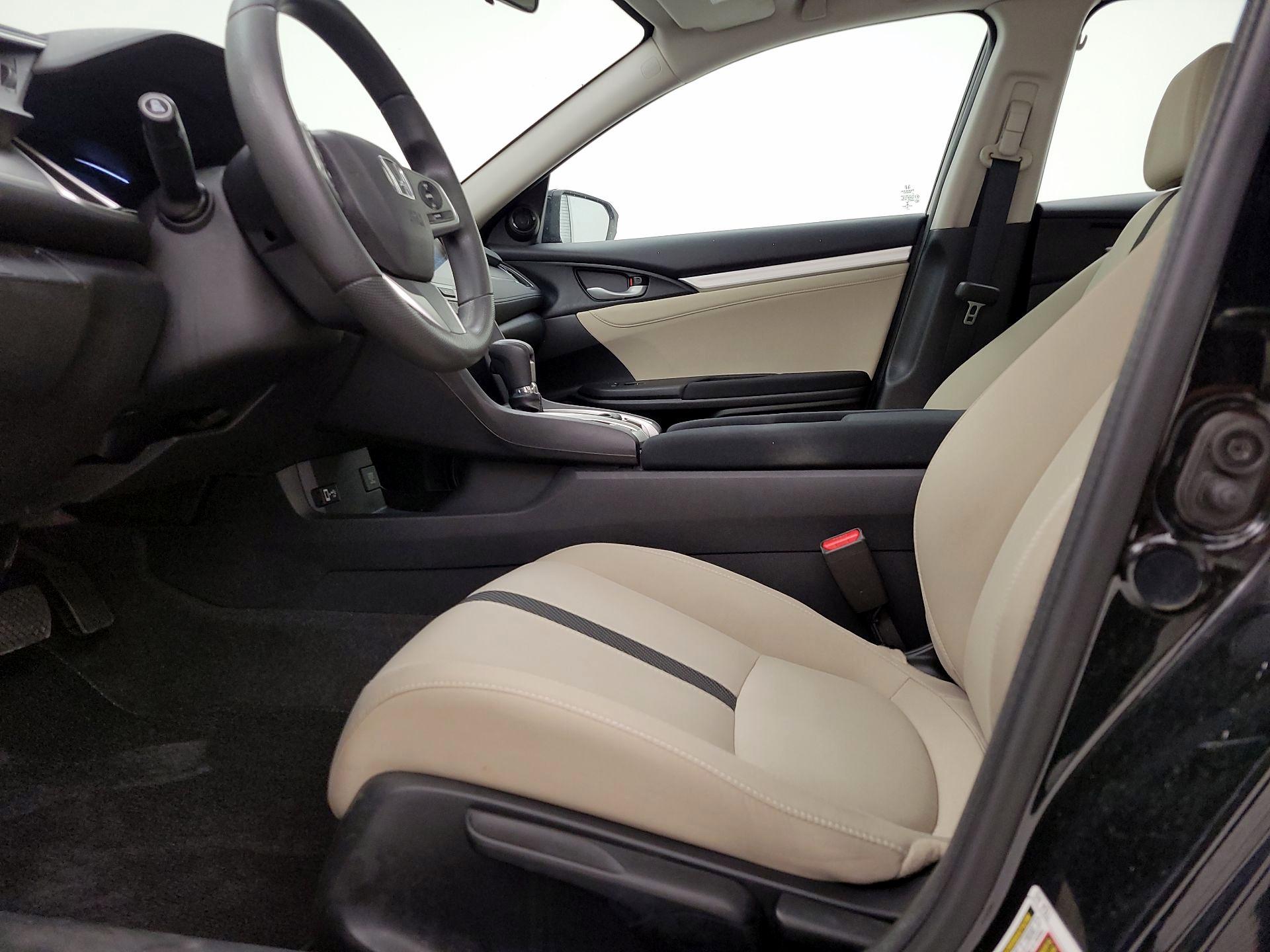 Thumbnail: 2016 Honda Civic - 11