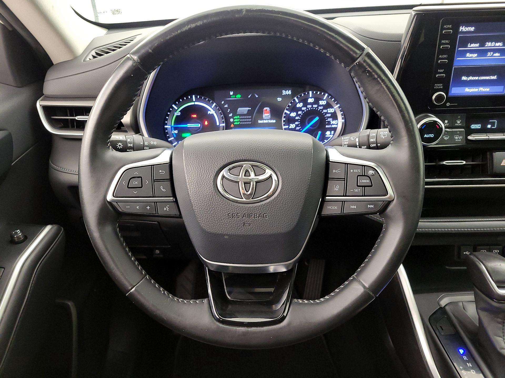 Thumbnail: 2020 Toyota Highlander - 10
