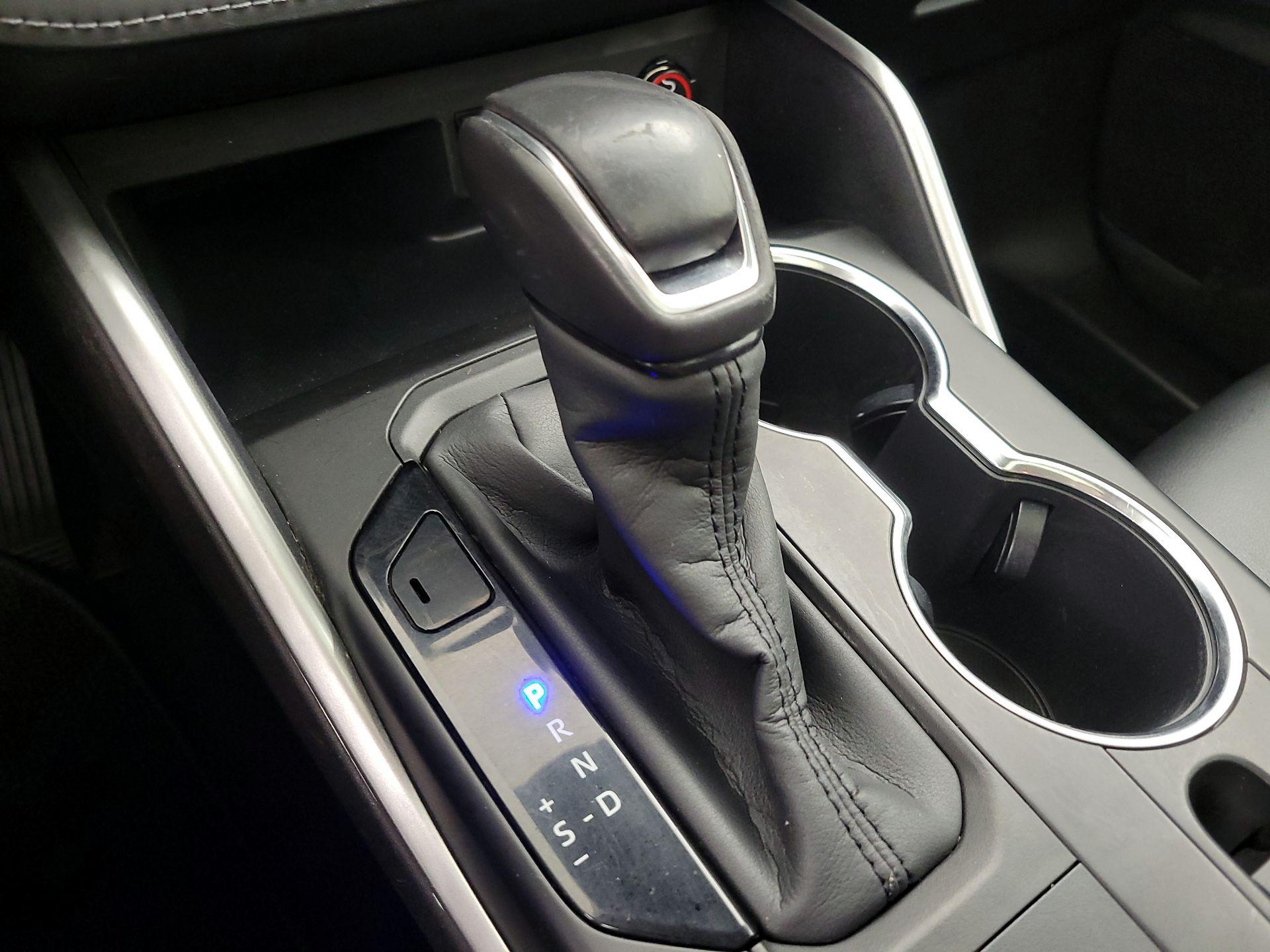 Thumbnail: 2020 Toyota Highlander - 17