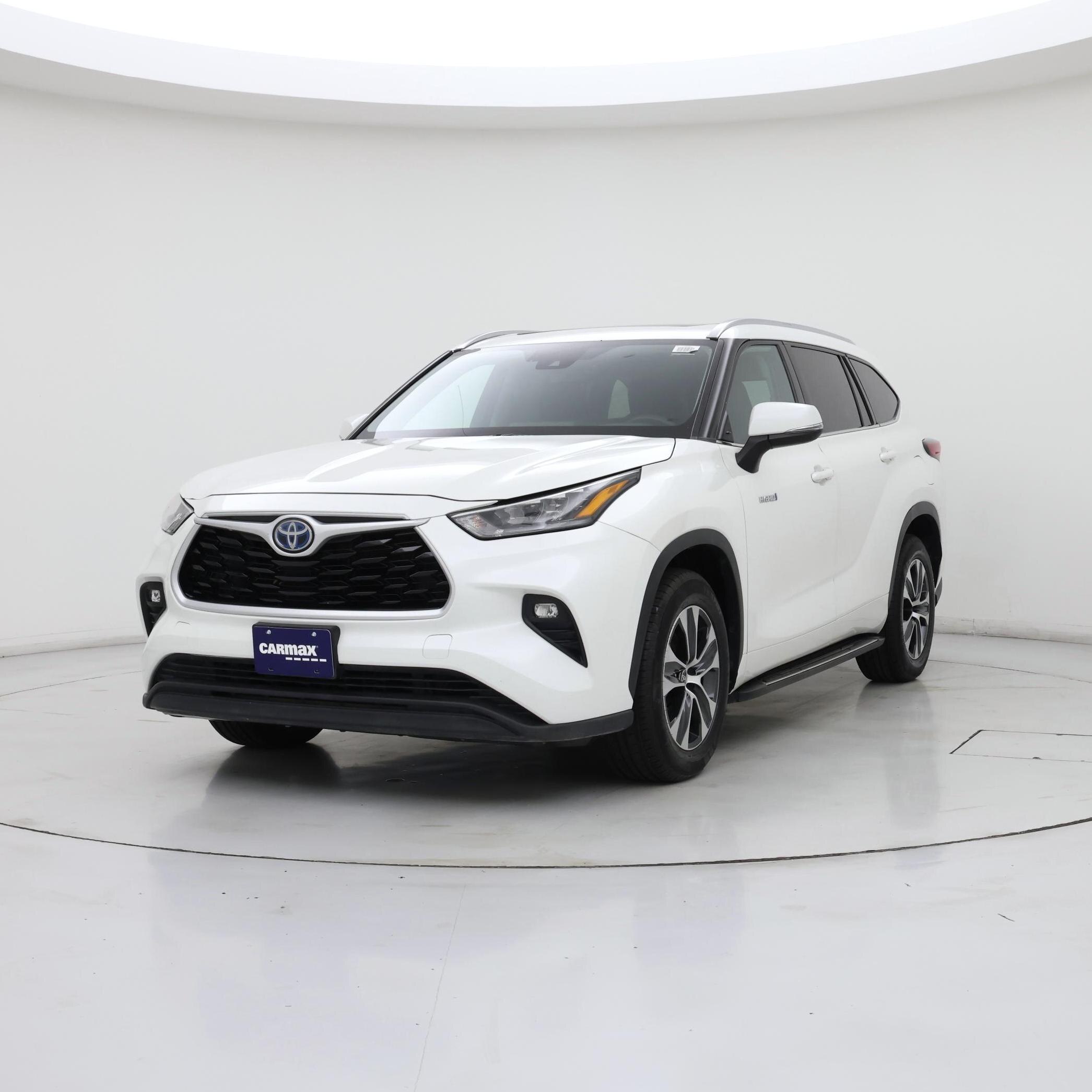 Thumbnail: 2020 Toyota Highlander - 4