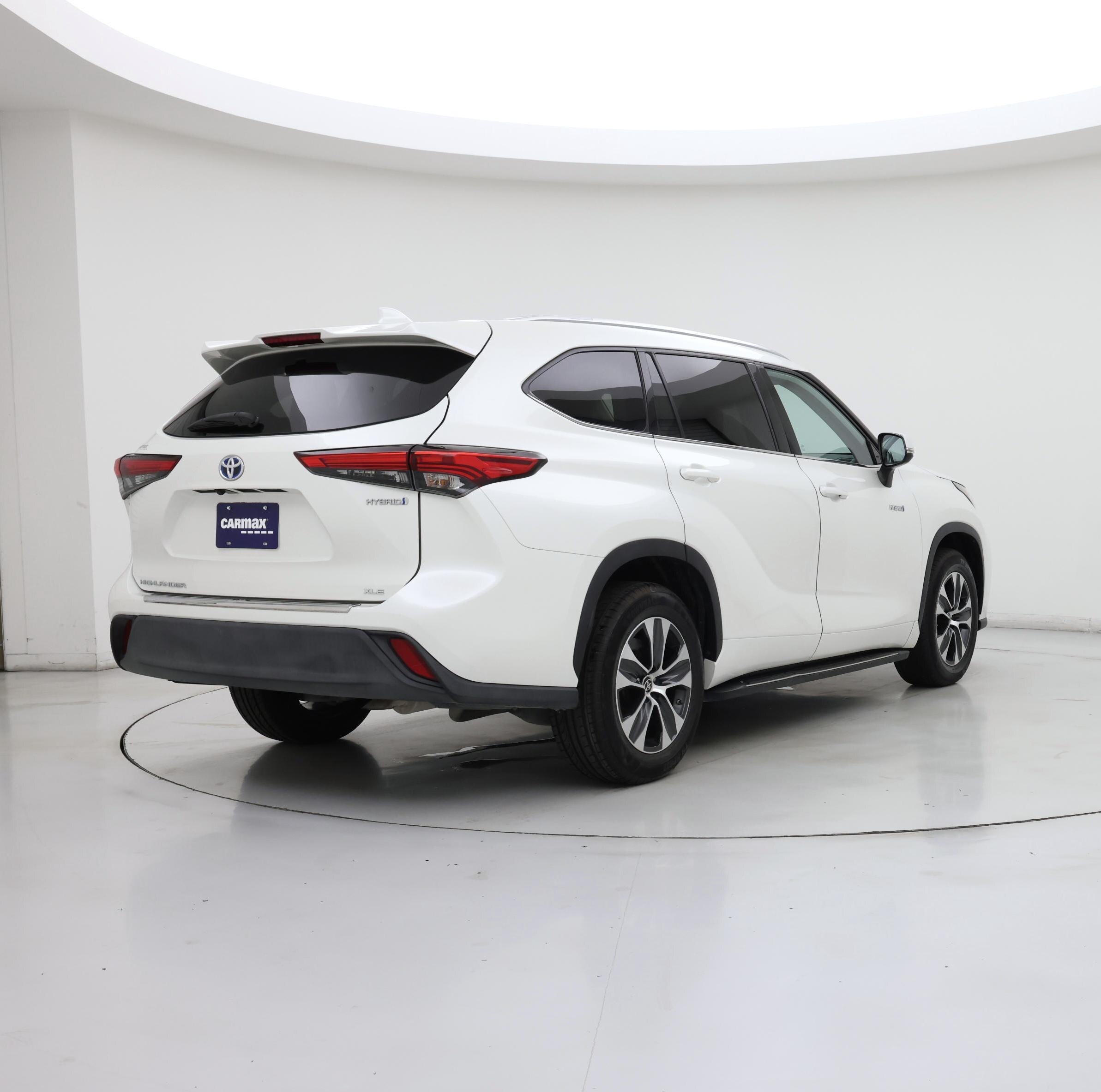 Thumbnail: 2020 Toyota Highlander - 8