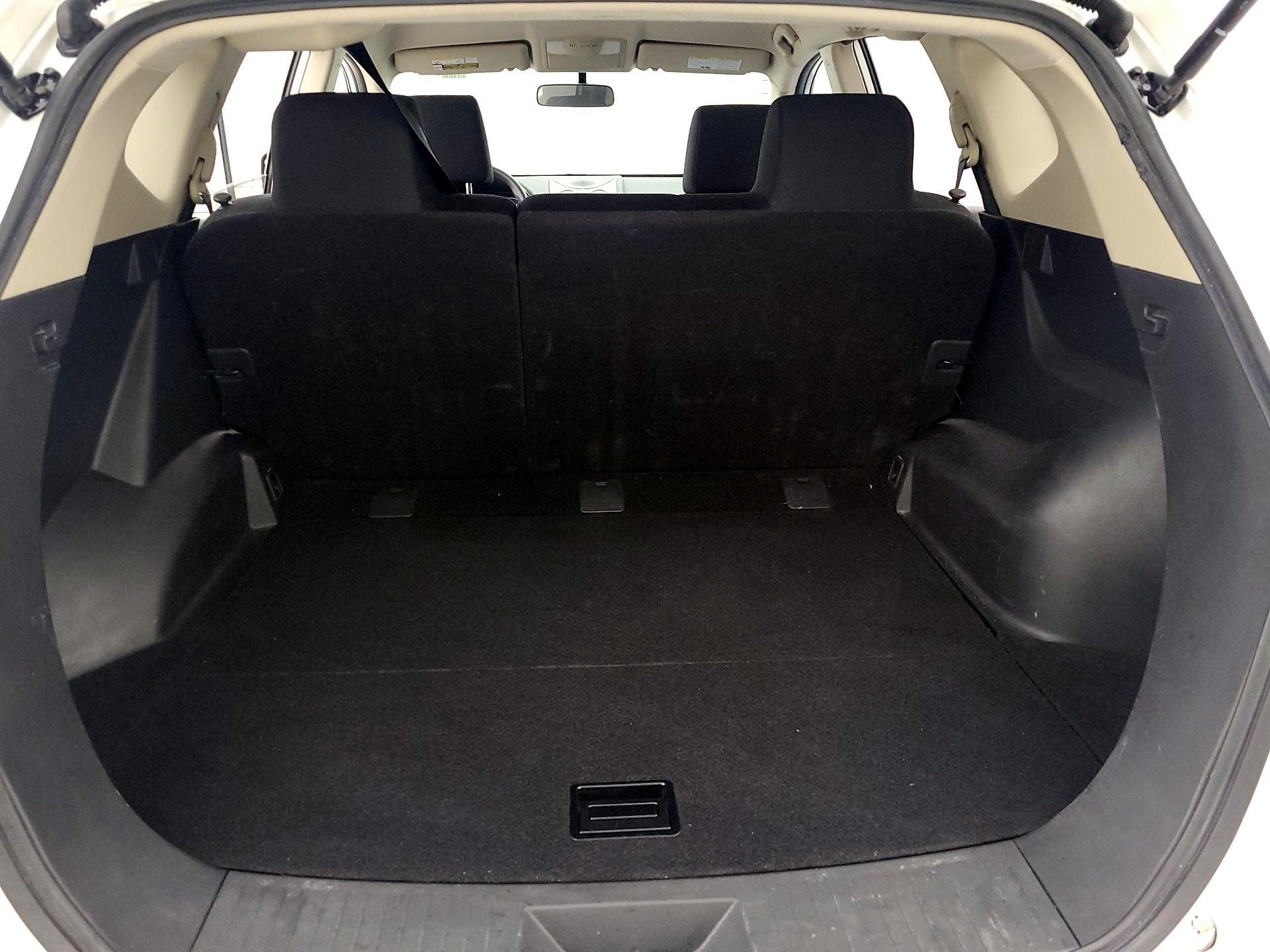 Thumbnail: 2015 Nissan Rogue - 20