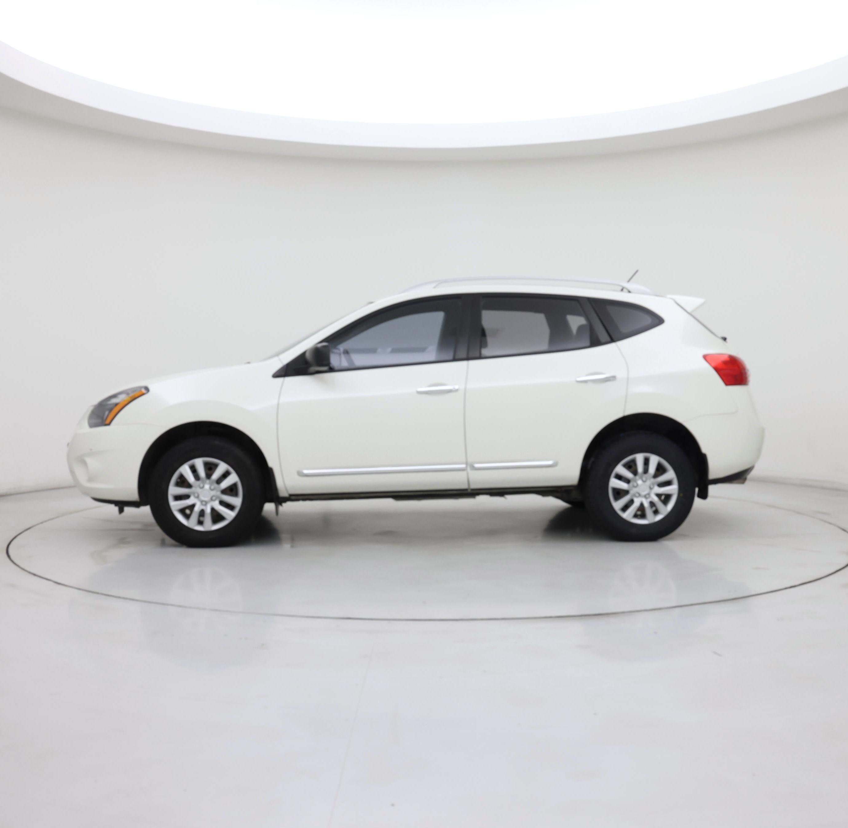 Thumbnail: 2015 Nissan Rogue - 3