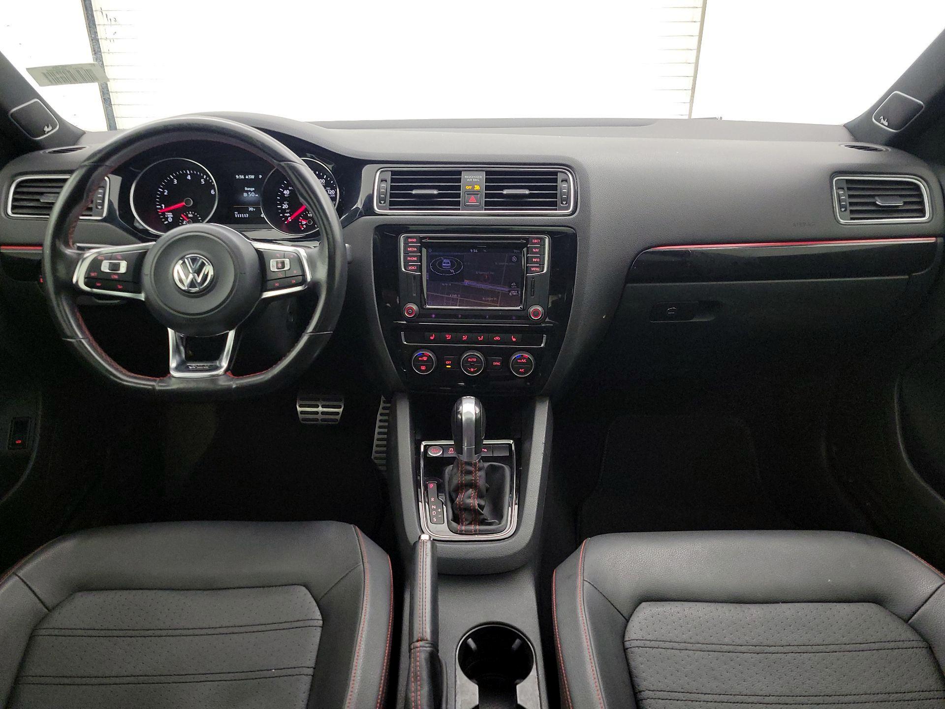 Thumbnail: 2016 Volkswagen Jetta - 9