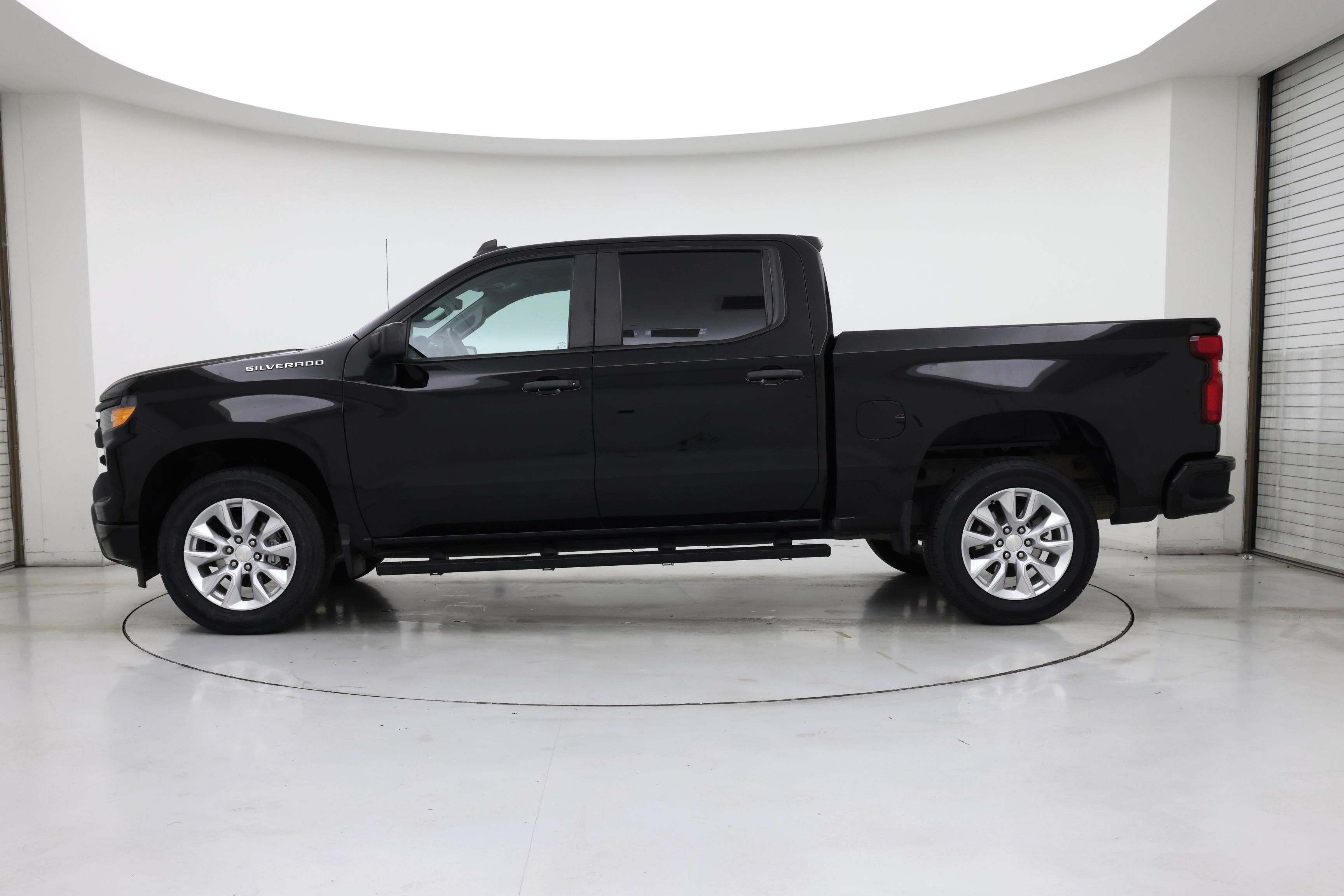 Thumbnail: 2023 Chevrolet Silverado 1500 - 3